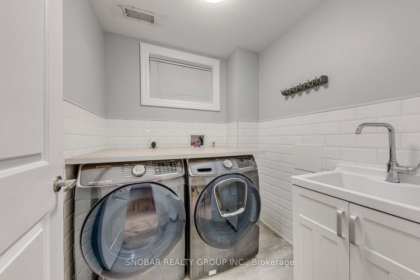1 Aura Lea Boulevard Property Photo 36
