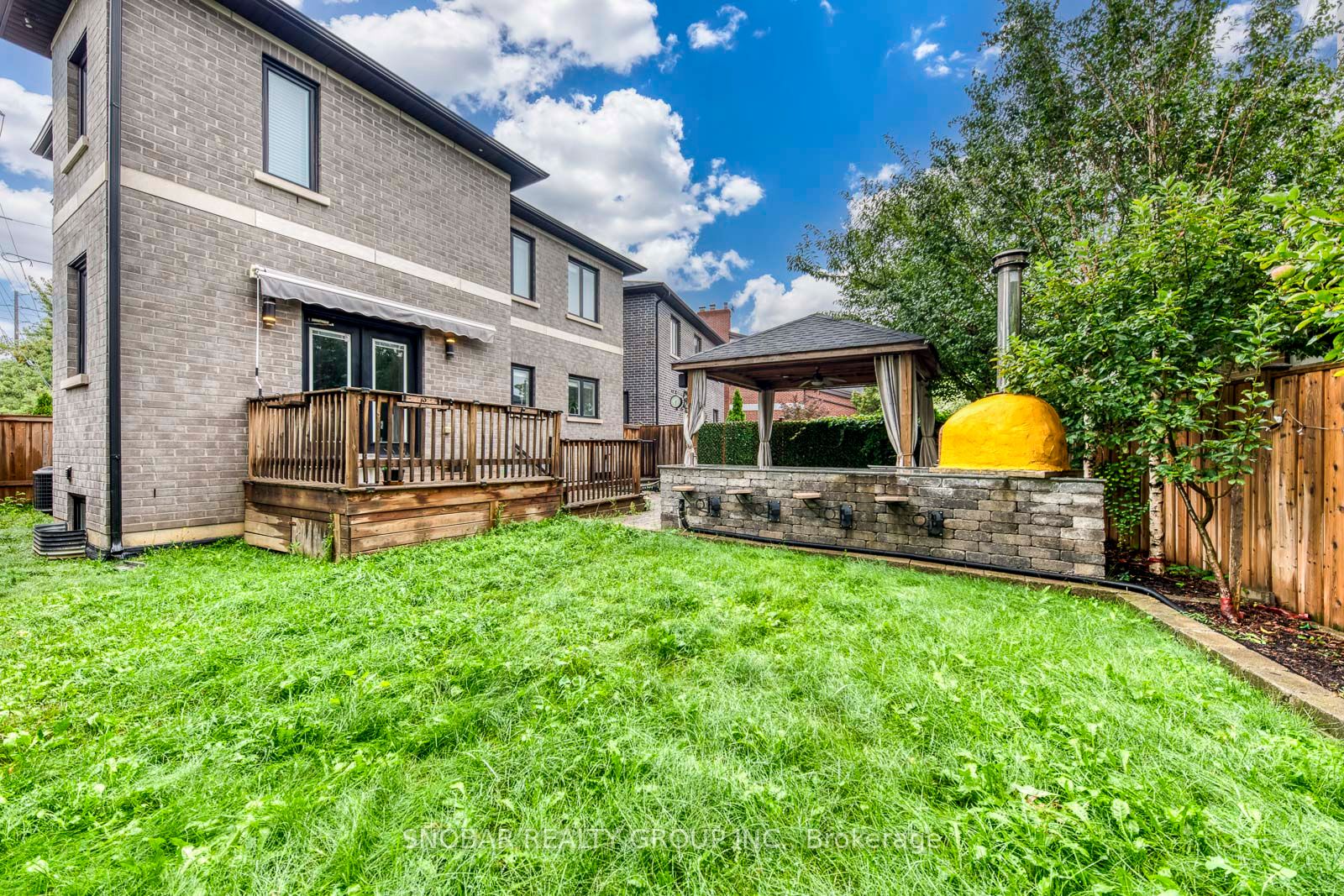 1 Aura Lea Boulevard Property Photo 38