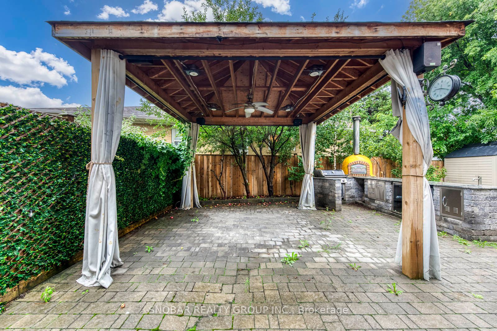 1 Aura Lea Boulevard Property Photo 42