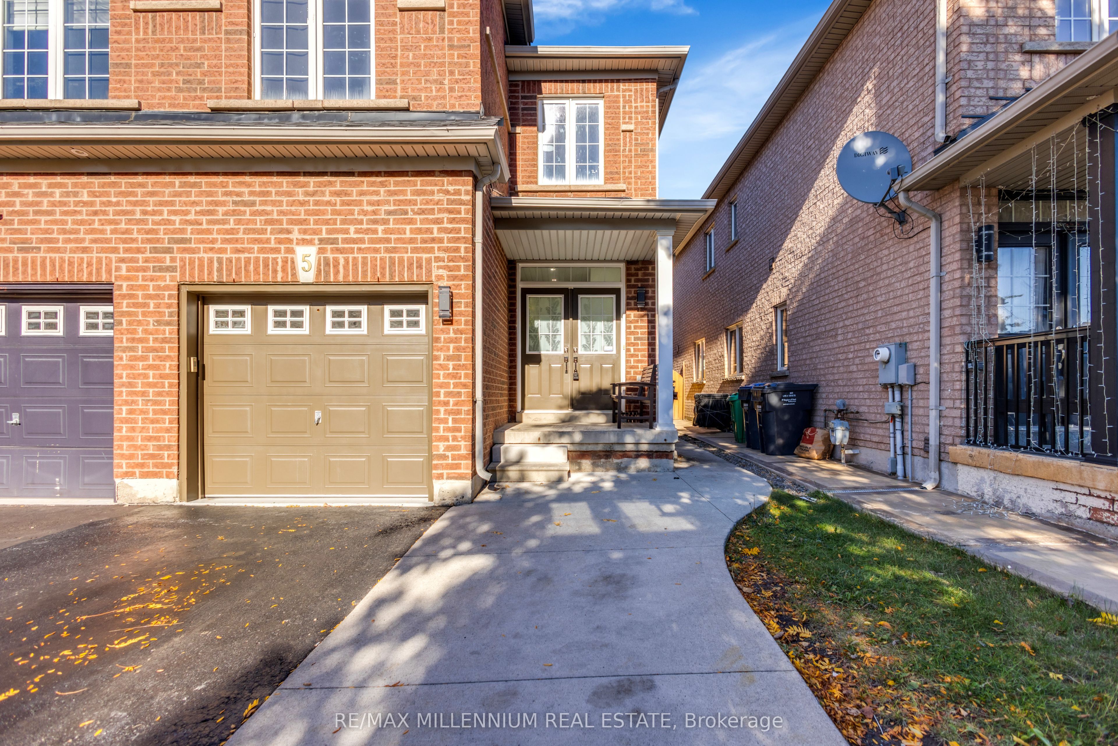 5 Kilrea Way Property Photo 2