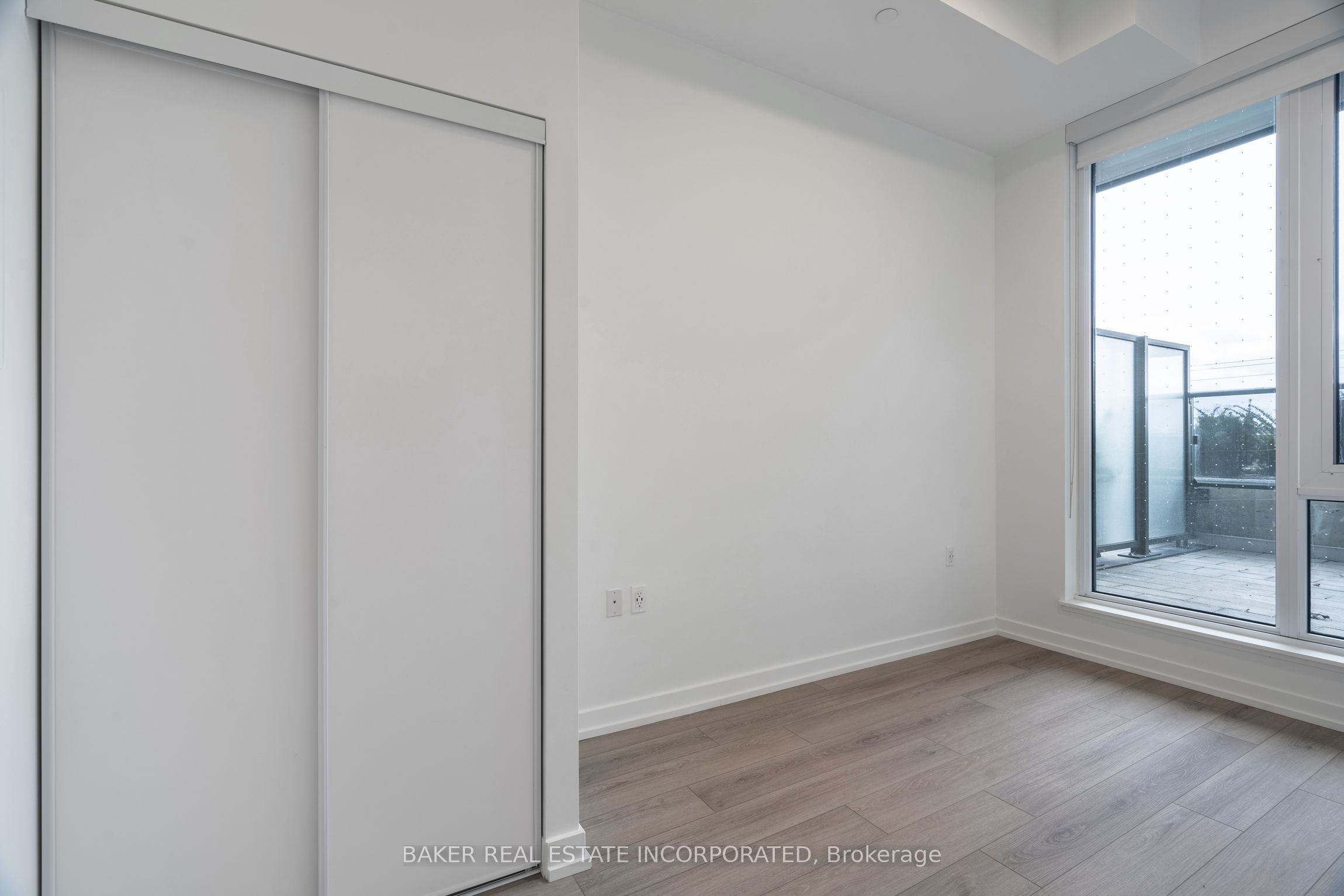 740 Dupont Street 208 Property Photo 21