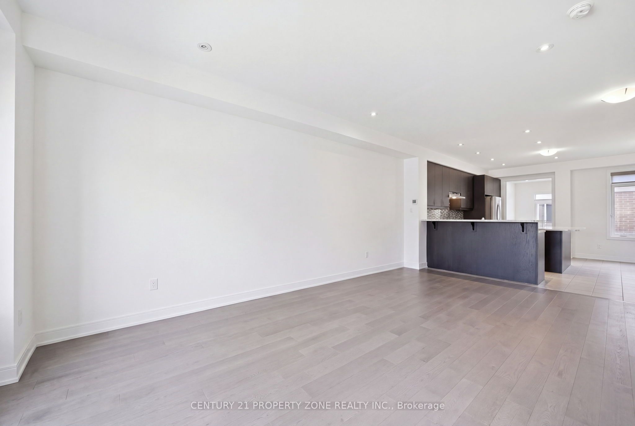 100 Pearman Crescent Property Photo 5