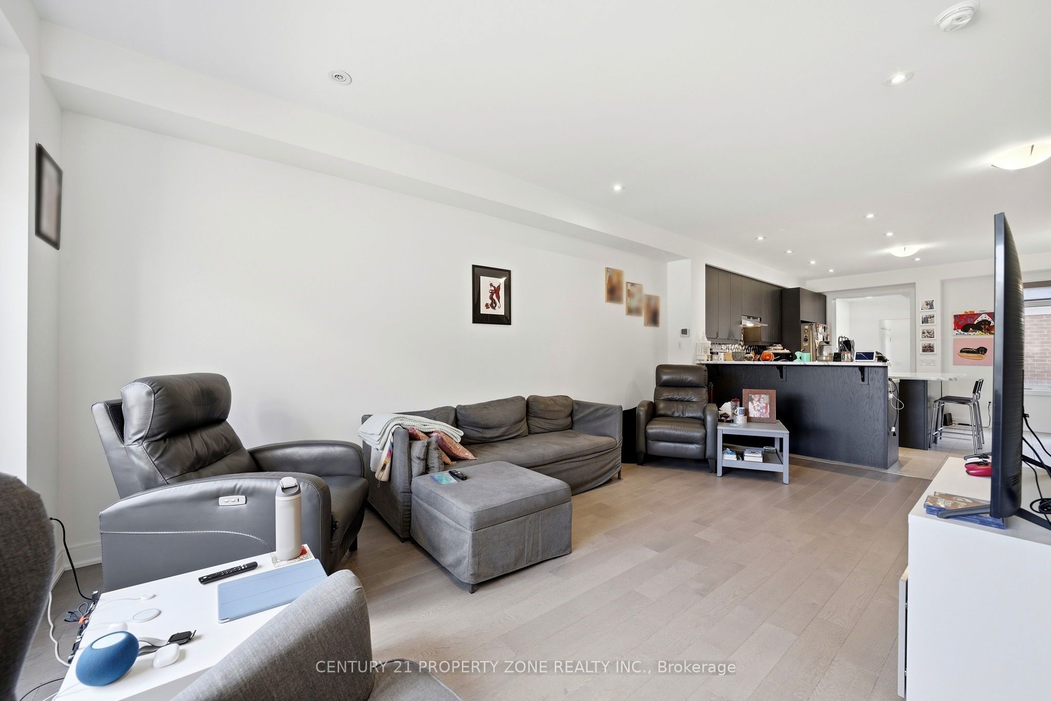 100 Pearman Crescent Property Photo 6