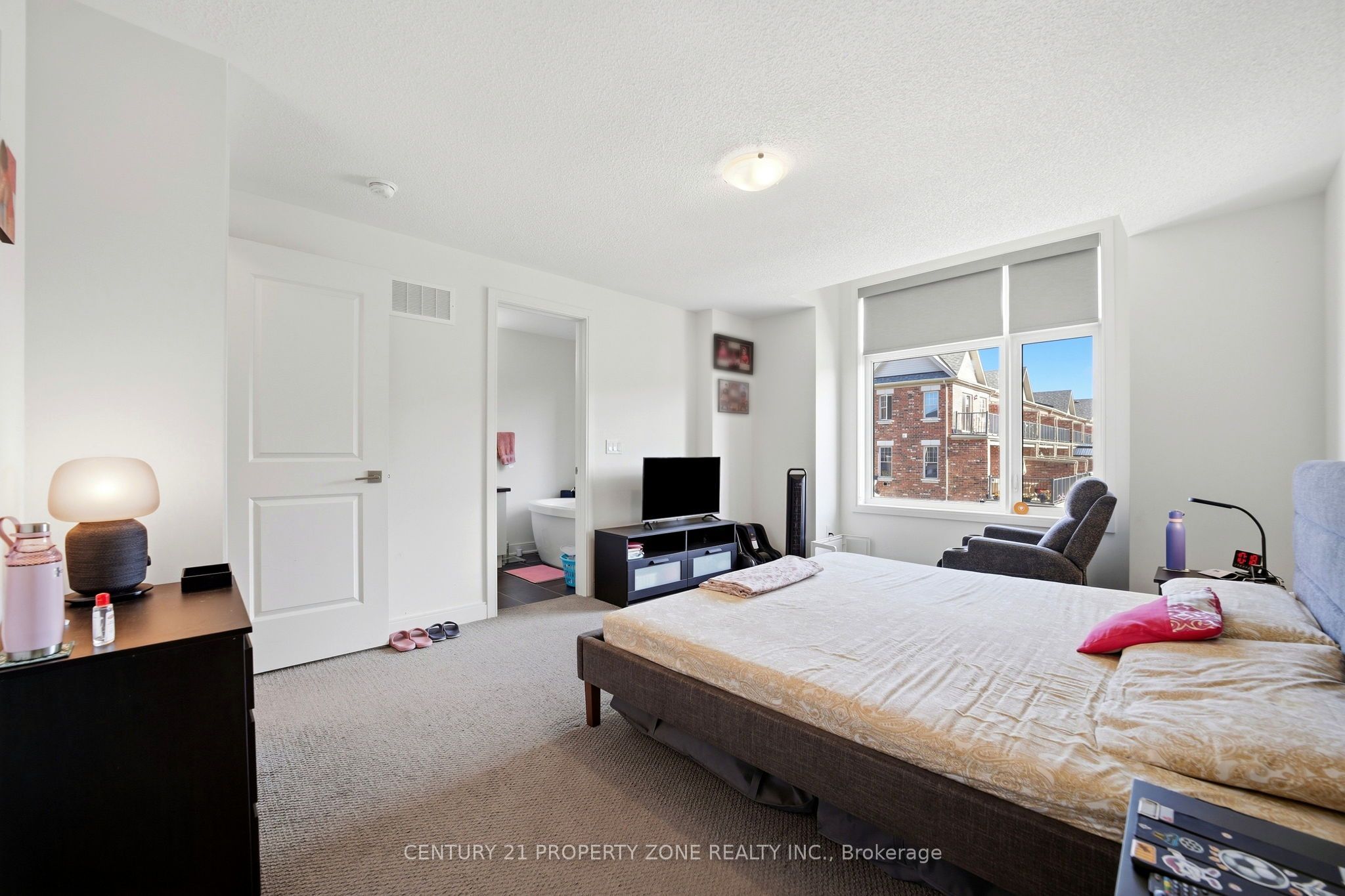 100 Pearman Crescent Property Photo 28
