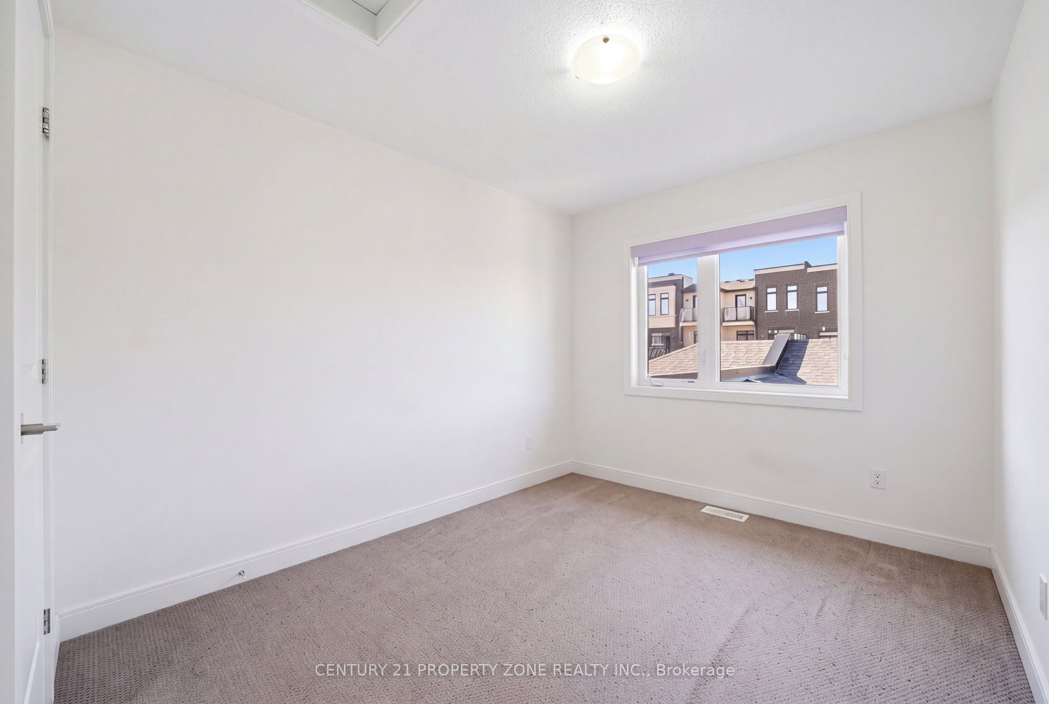100 Pearman Crescent Property Photo 33