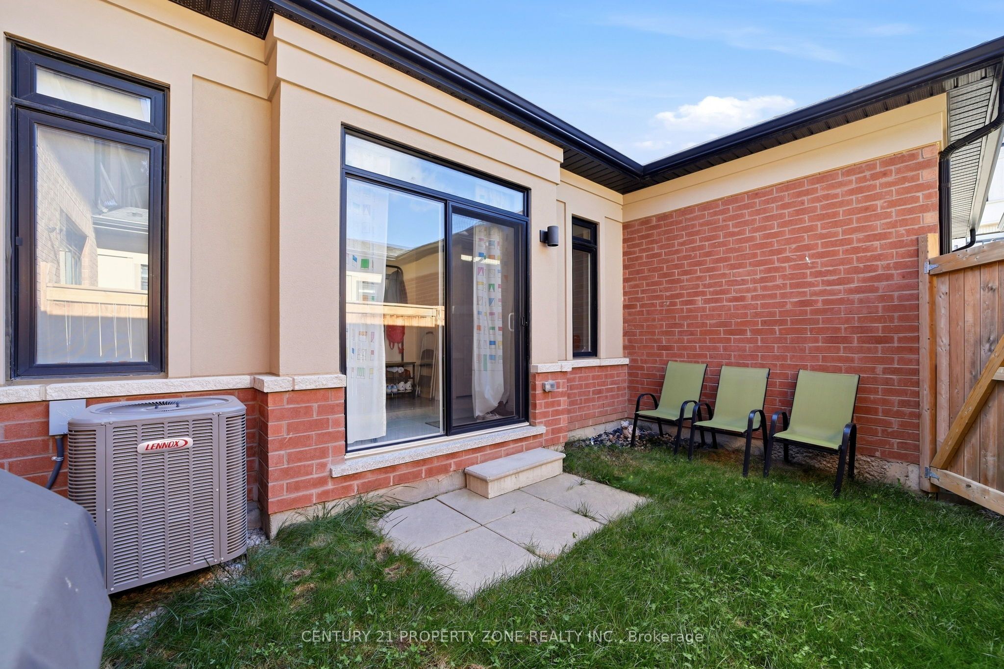 100 Pearman Crescent Property Photo 40