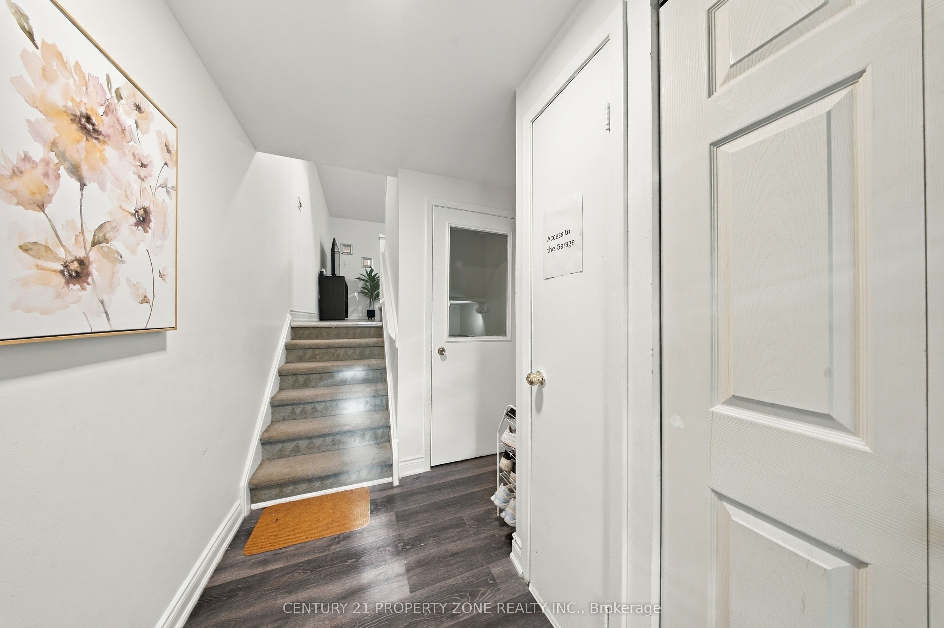 38 Eden Park Property Photo 5