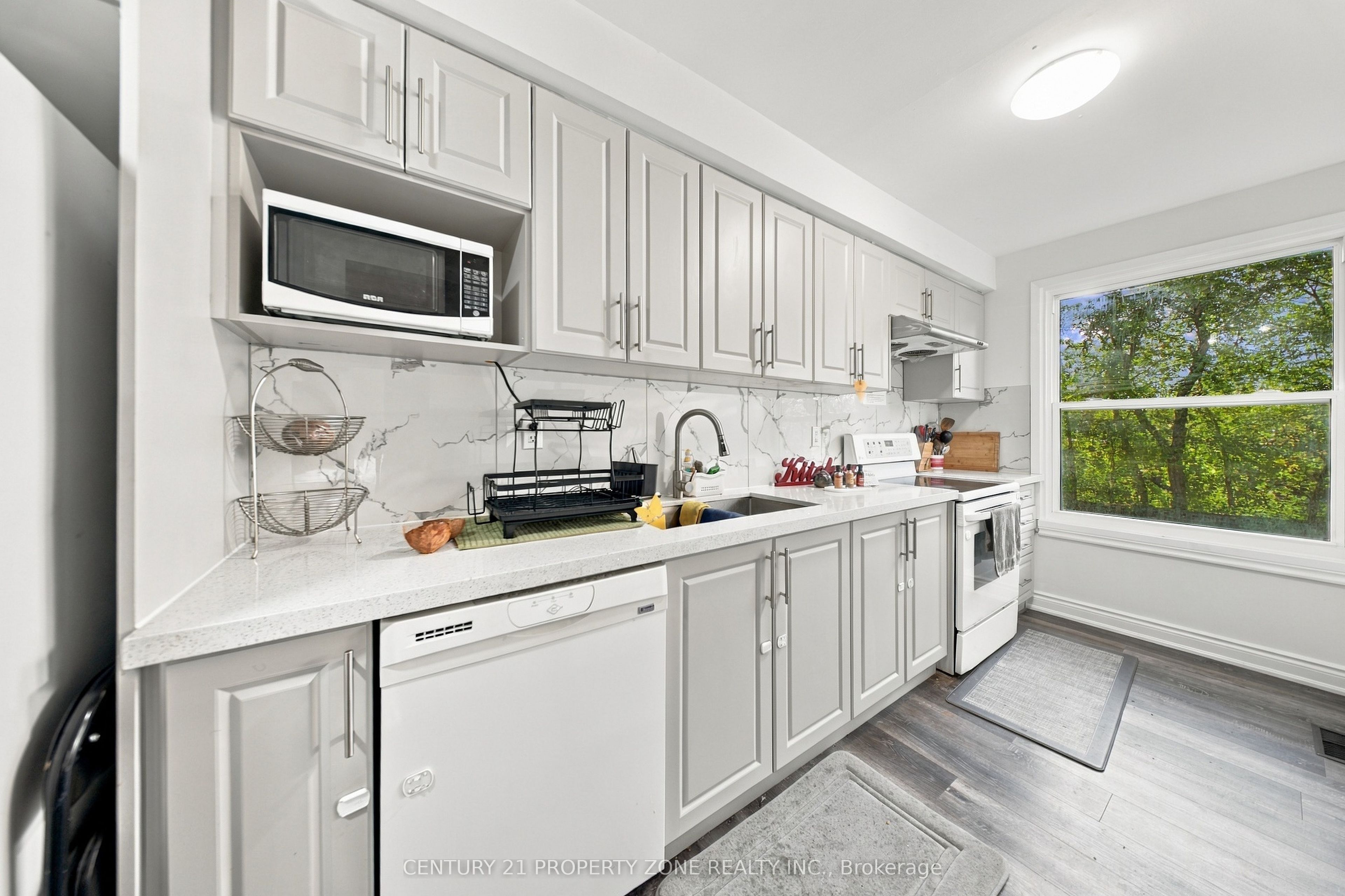 38 Eden Park Property Photo 16