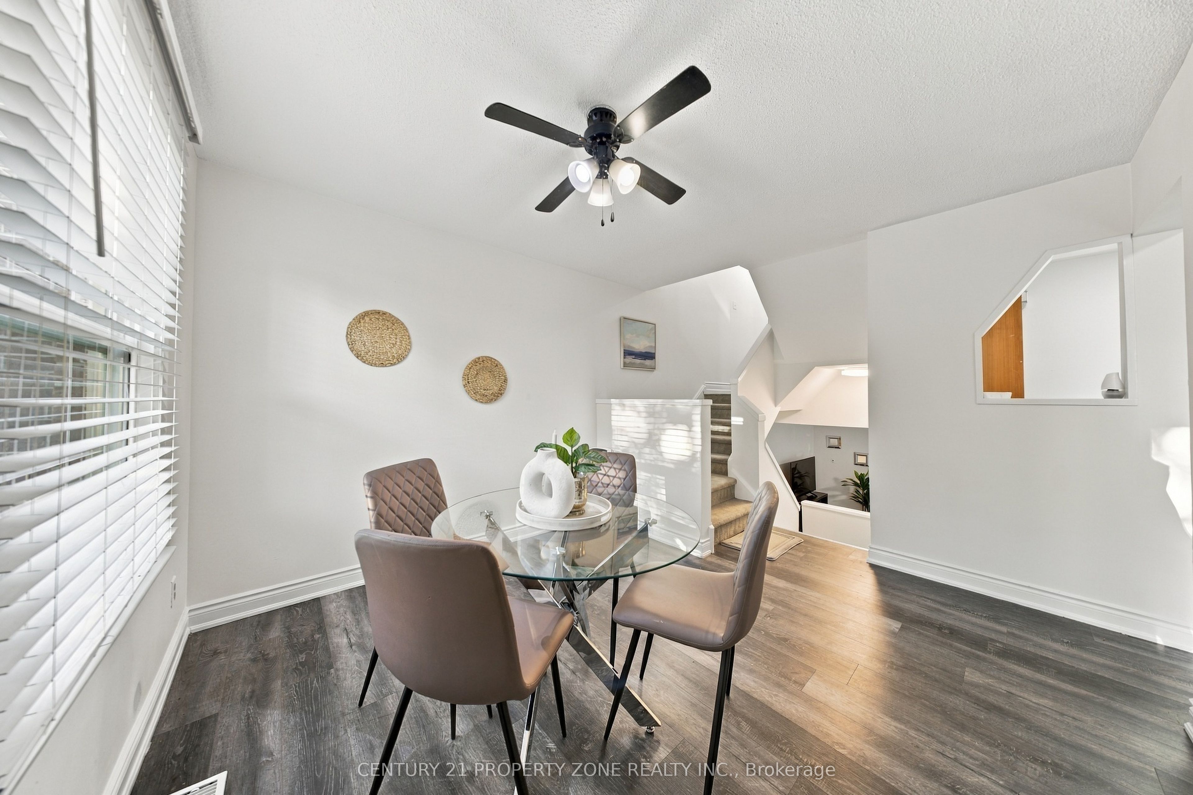 38 Eden Park Property Photo 21