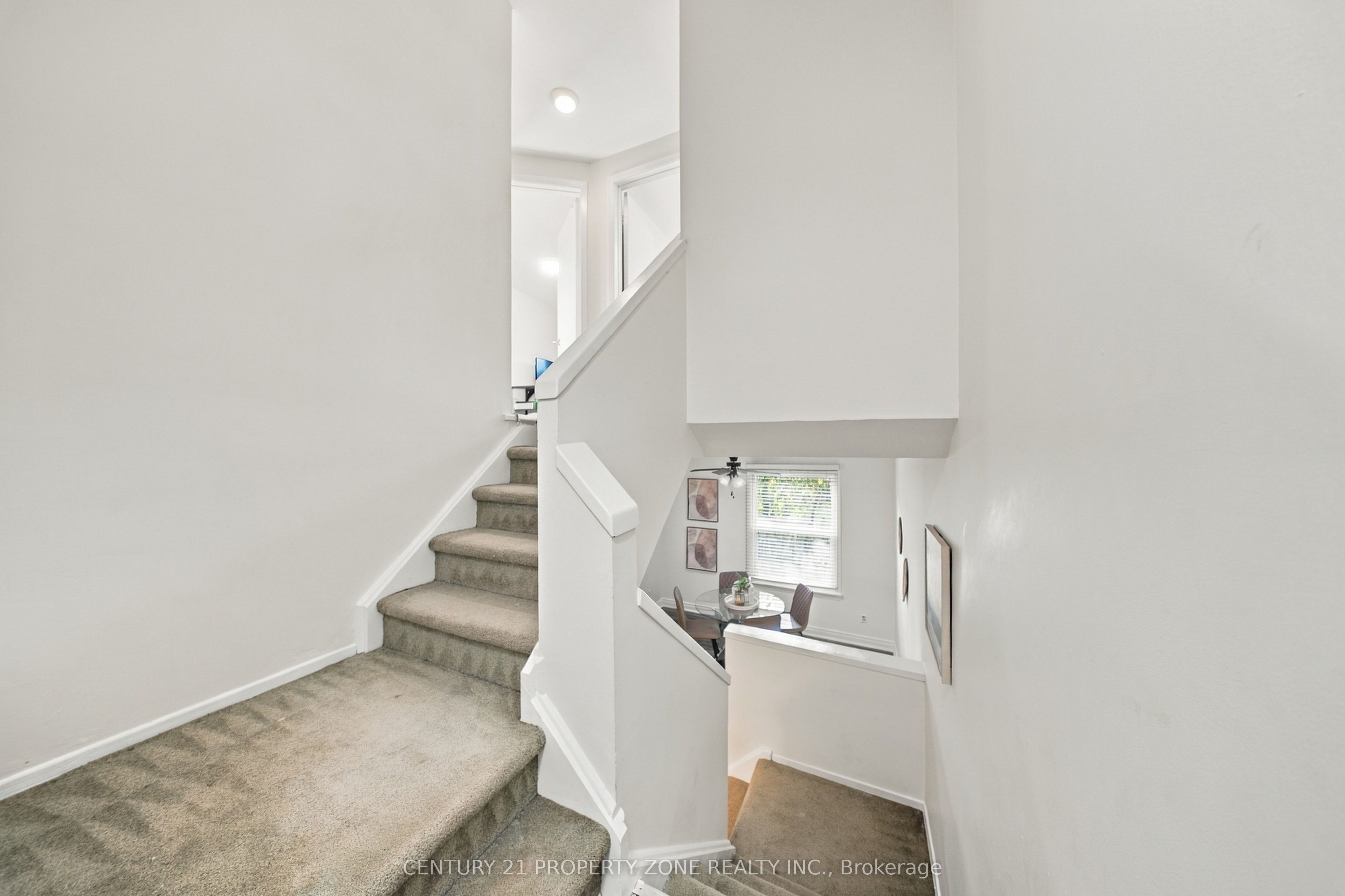 38 Eden Park Property Photo 27