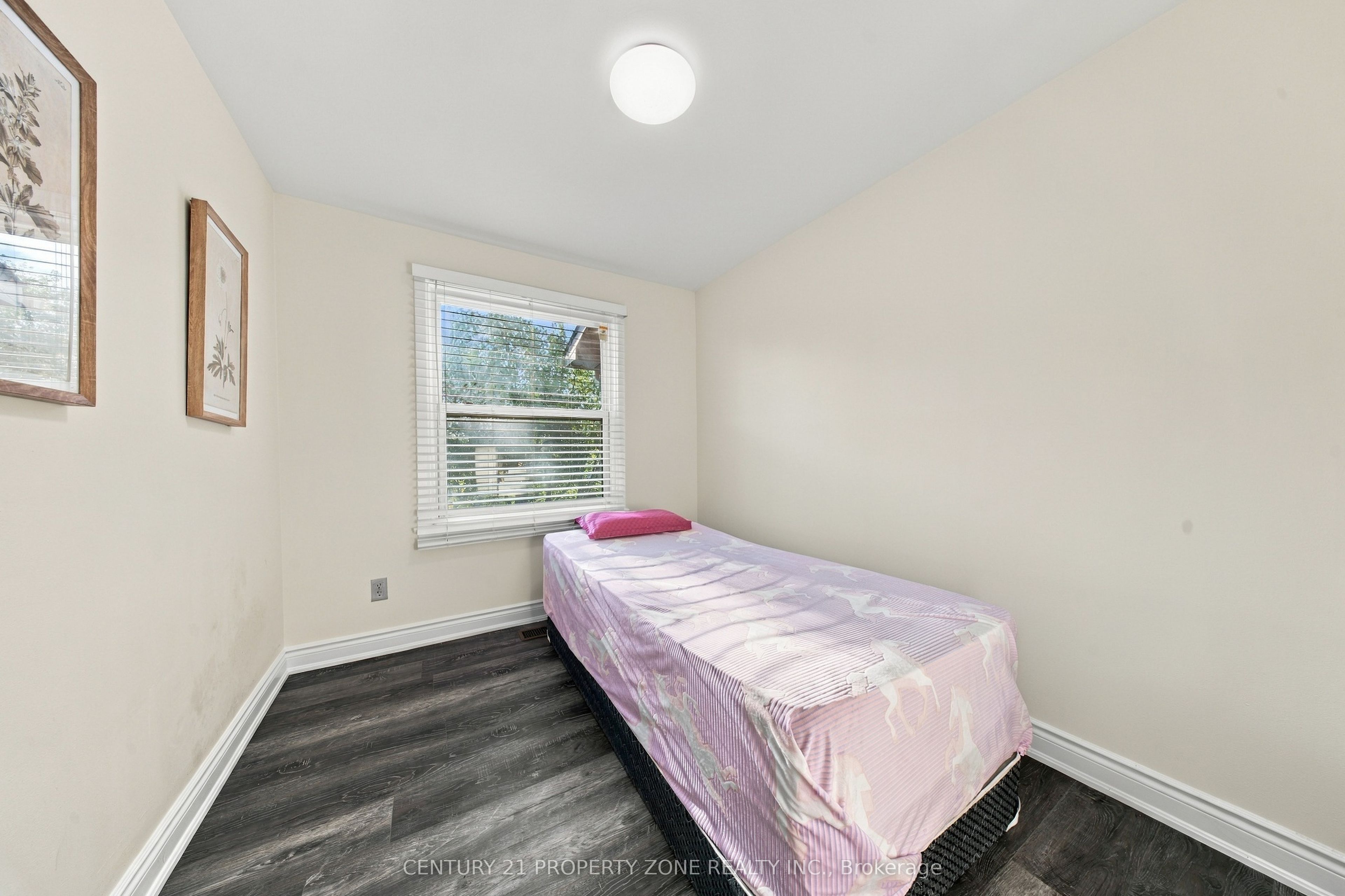 38 Eden Park Property Photo 28