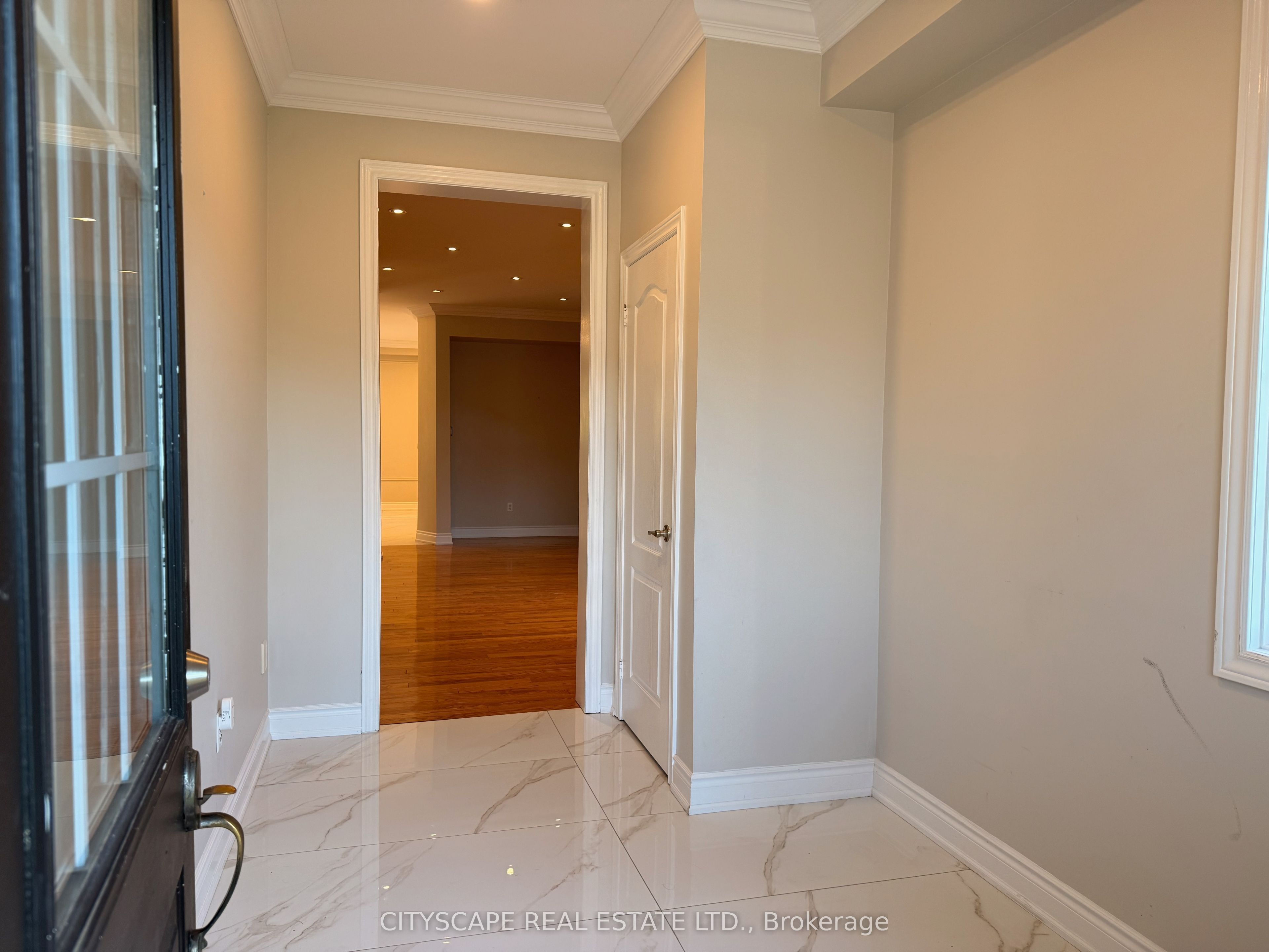 3232 Escada Drive Property Photo 2