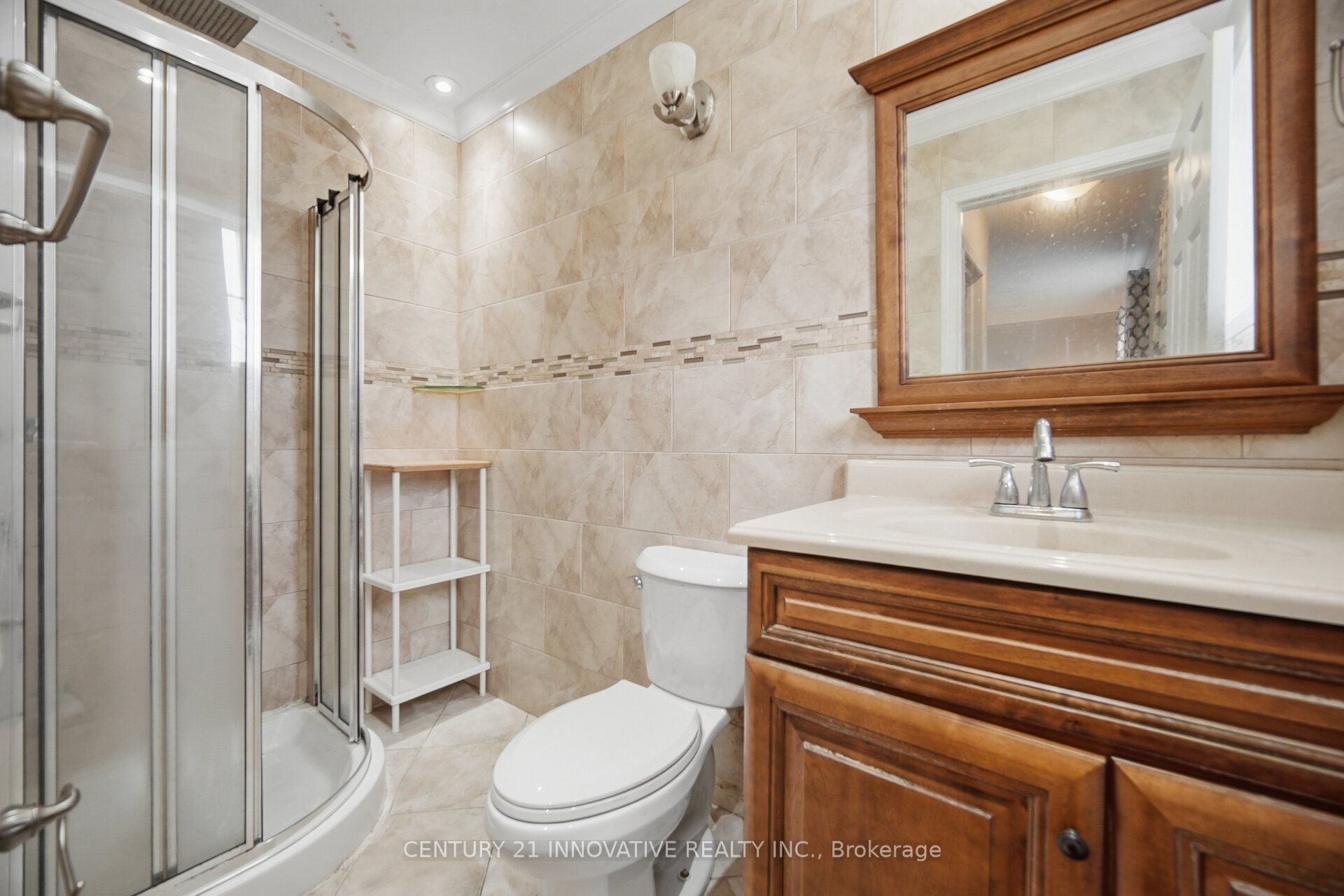 838 Mckay Crescent Property Photo 10