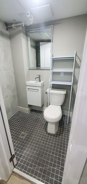 12 Beresford Crescent Basement Property Photo 9