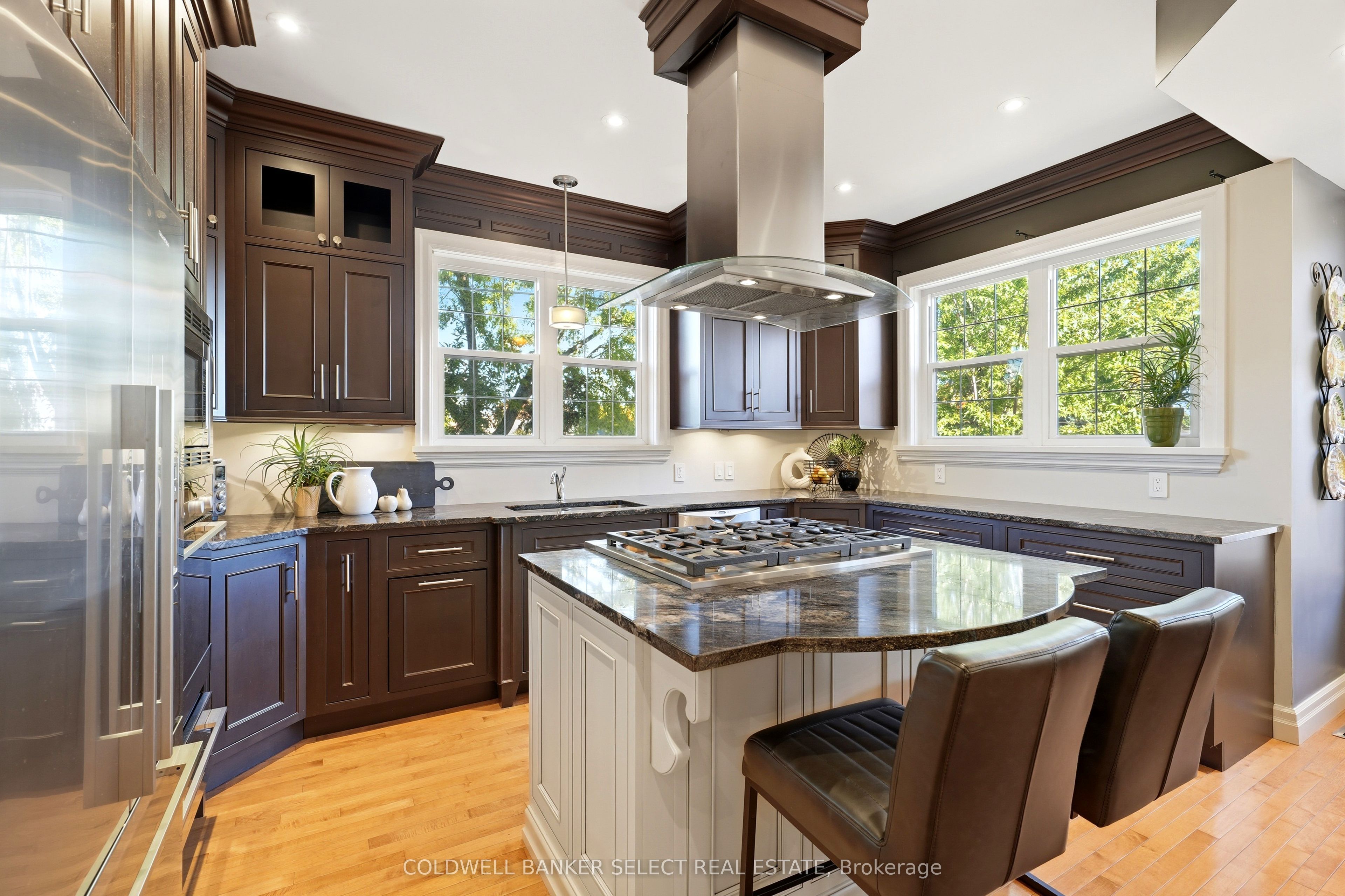 854 Sixth Street Property Photo 15