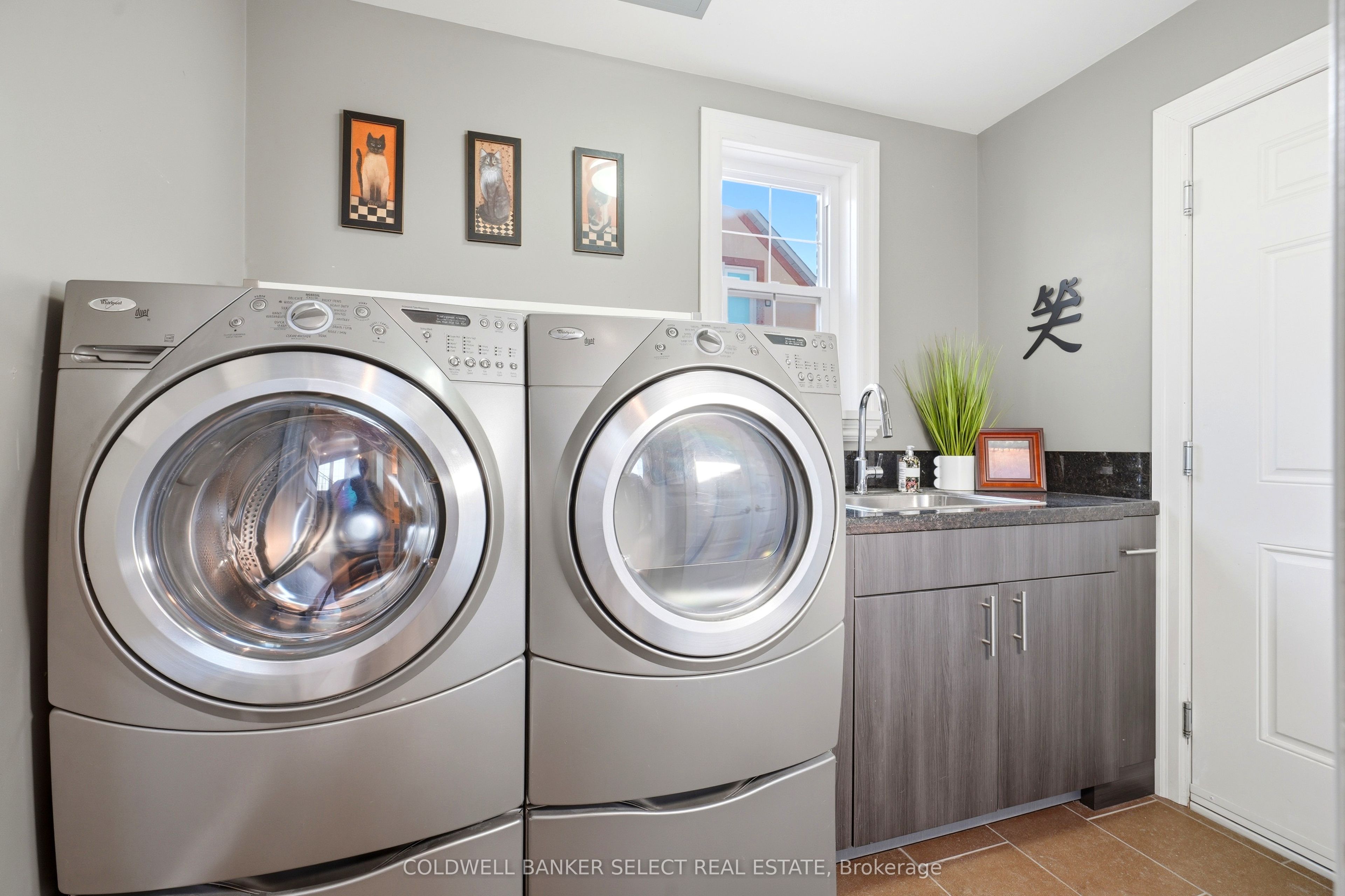 854 Sixth Street Property Photo 17