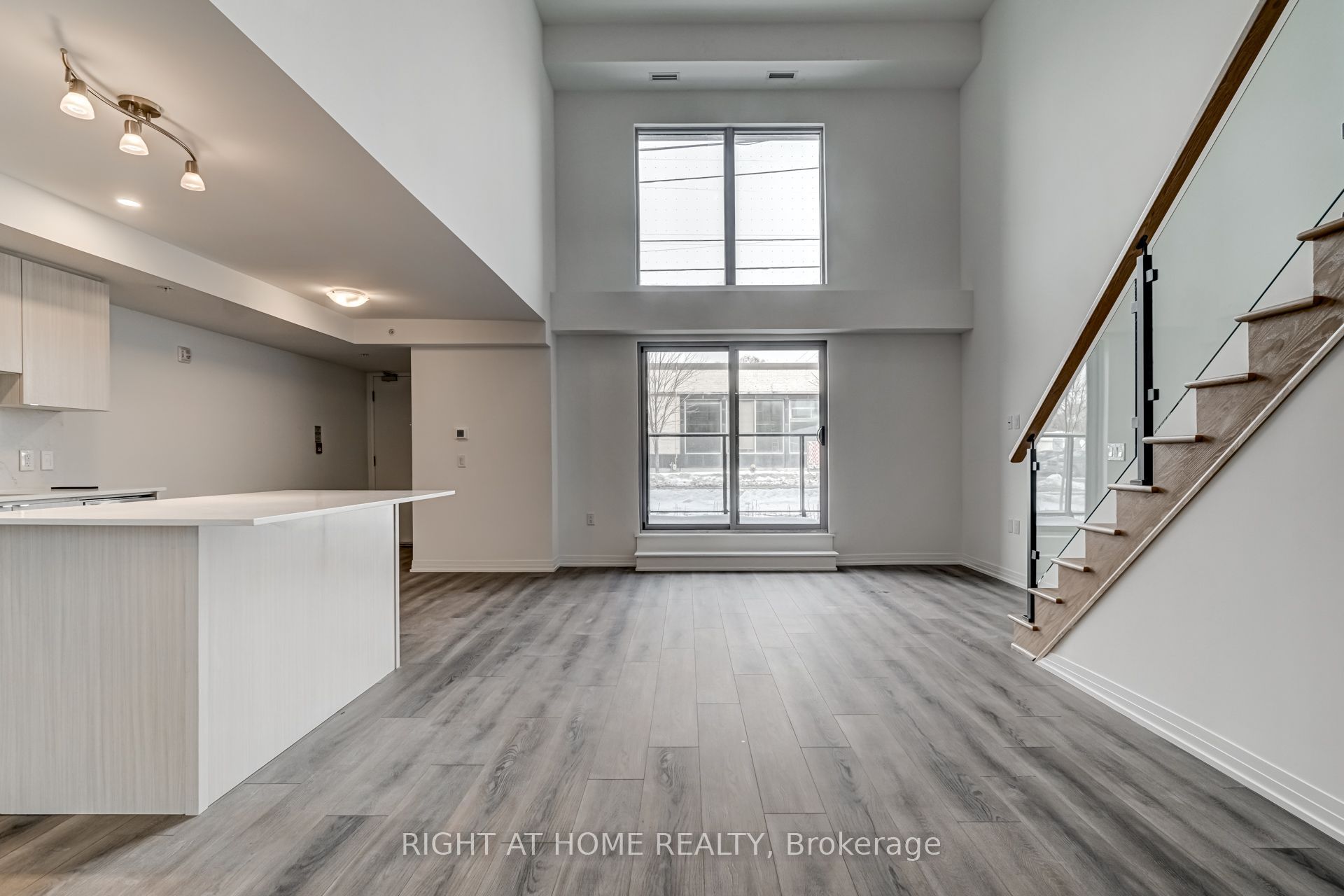408 Brown's Line 105 Property Photo 6