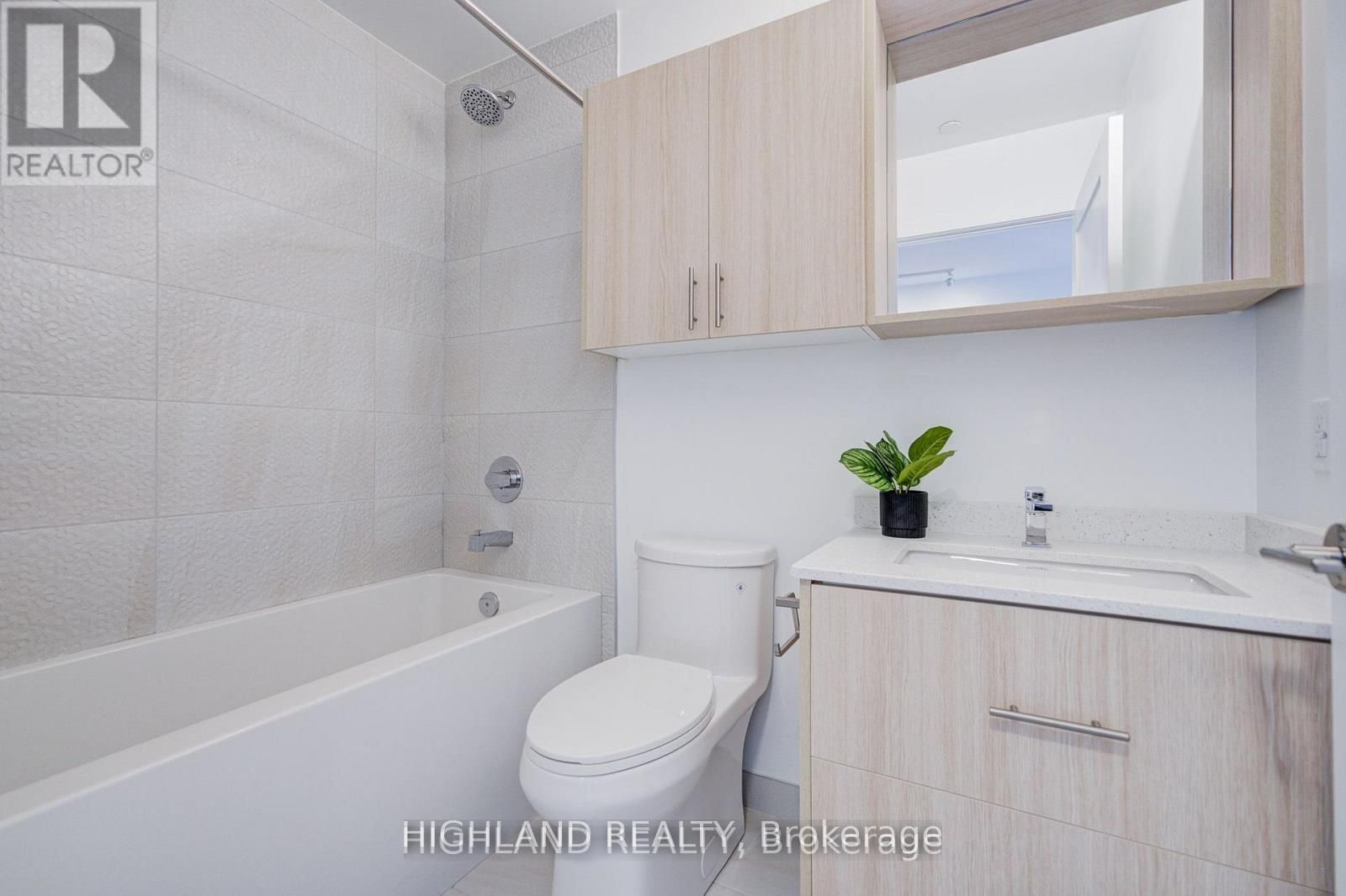 5081 Hurontario Street 3103 Property Photo 12