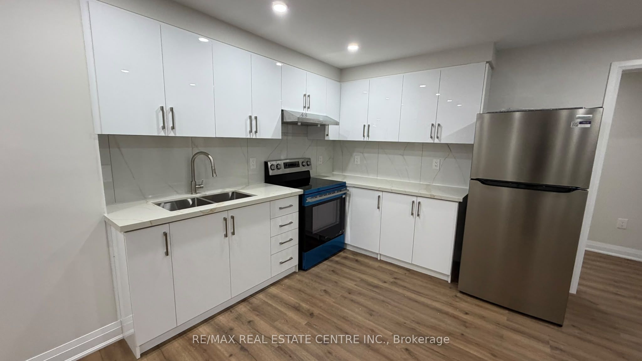 18 Gladmary Drive Property Photo 8