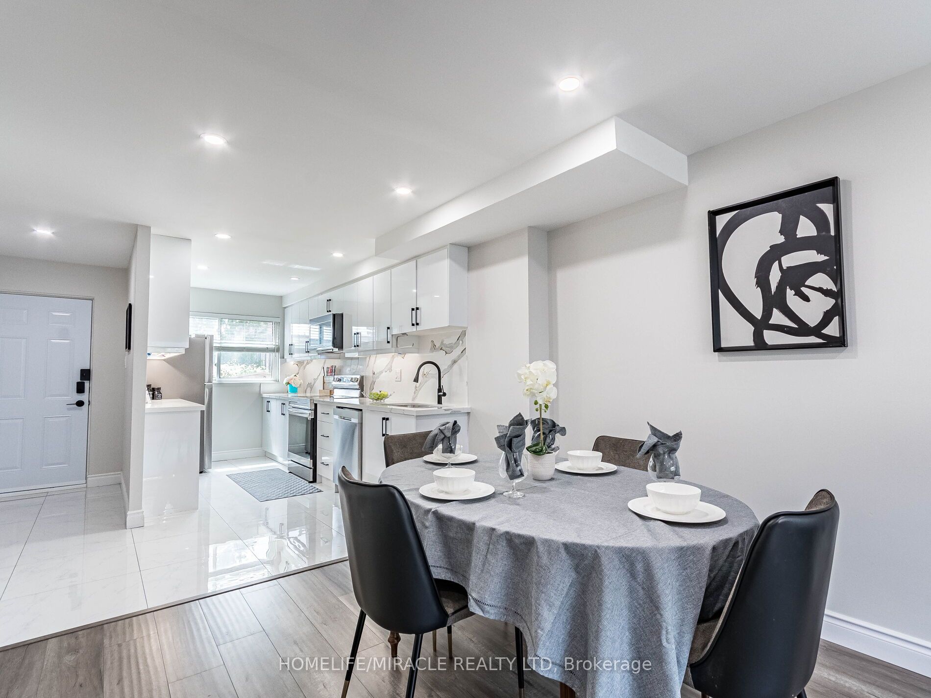 180 Mississauga Valley Boulevard 124 Property Photo 6