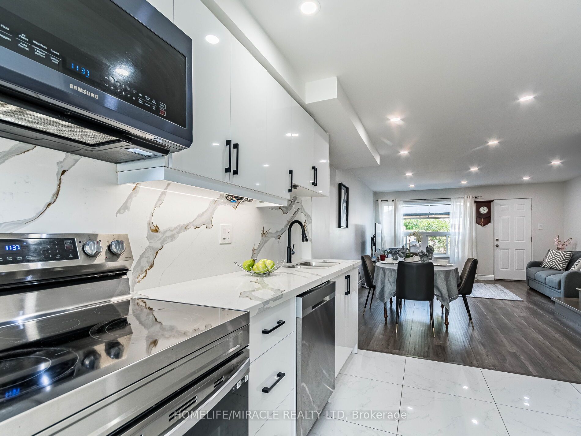 180 Mississauga Valley Boulevard 124 Property Photo 12