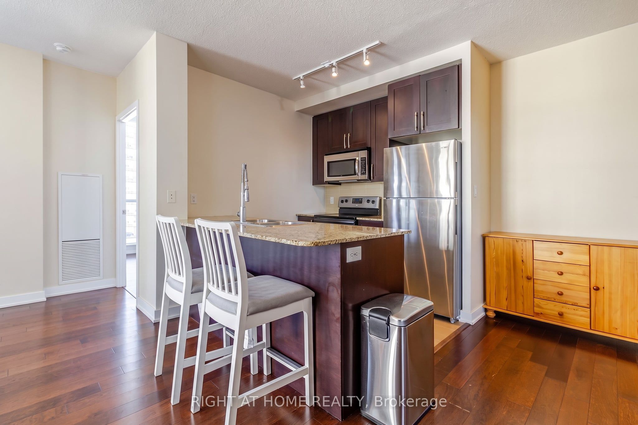 4070 Confederation Parkway 2102 Property Photo 16