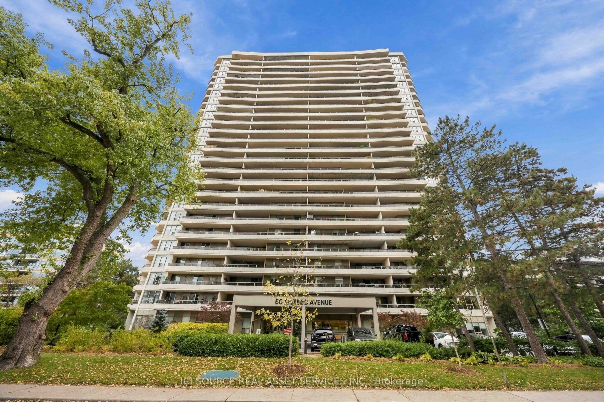 50 Quebec Avenue 1601 Property Photo 1