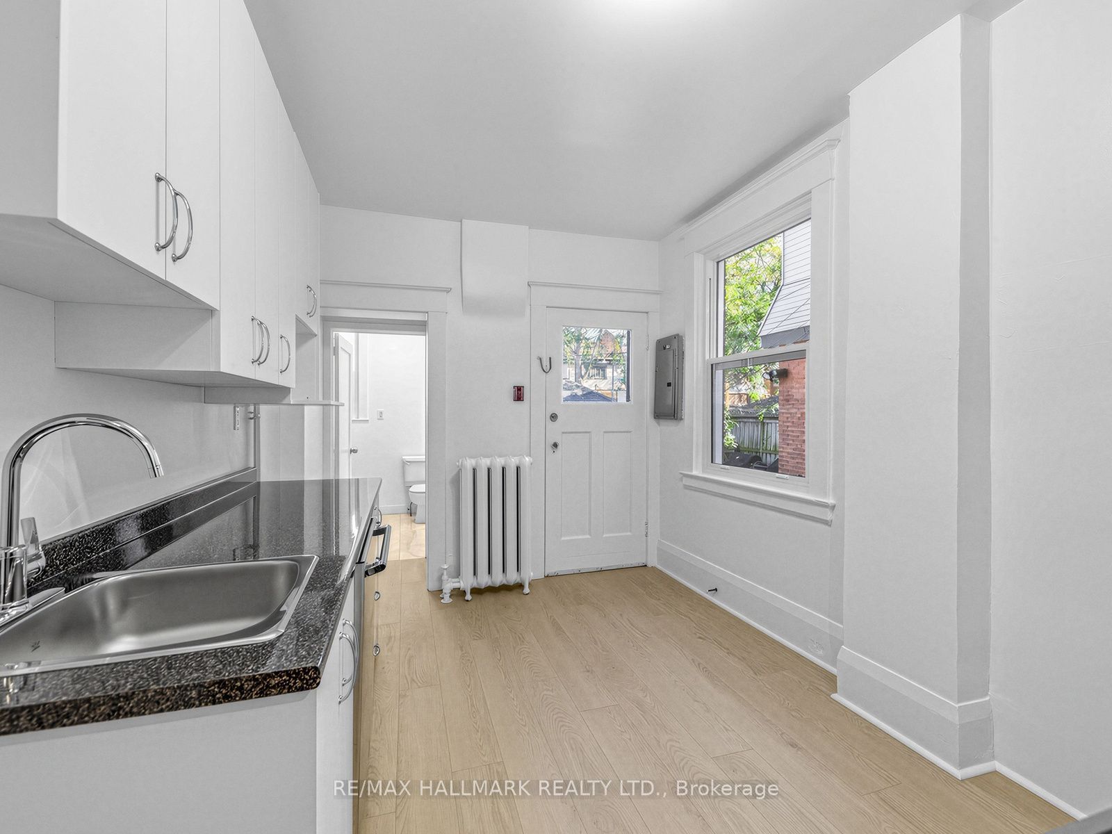 43 Highview Crescent 1 Property Photo 11