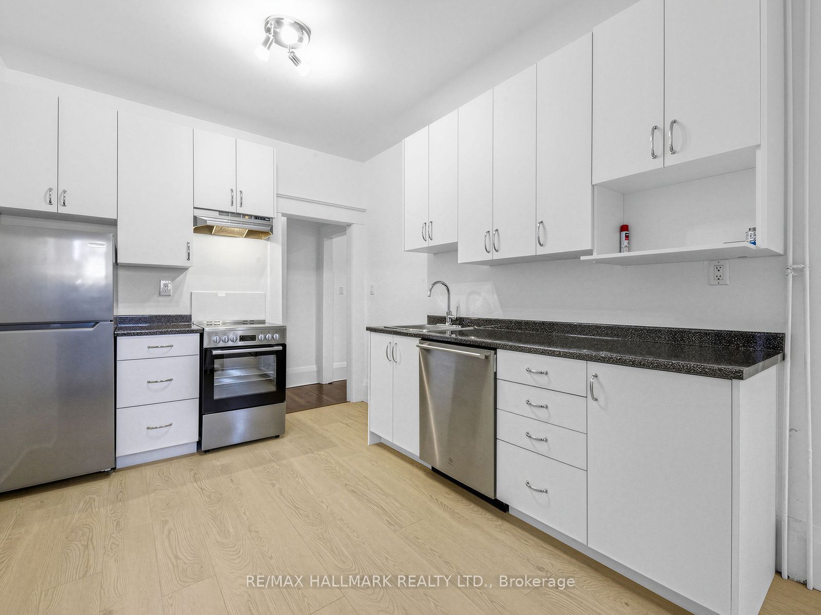 43 Highview Crescent 1 Property Photo 14