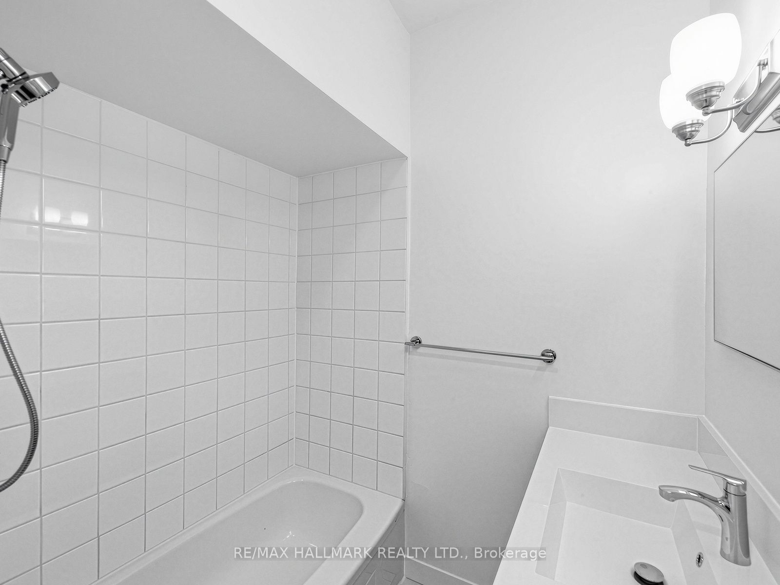 43 Highview Crescent 1 Property Photo 22