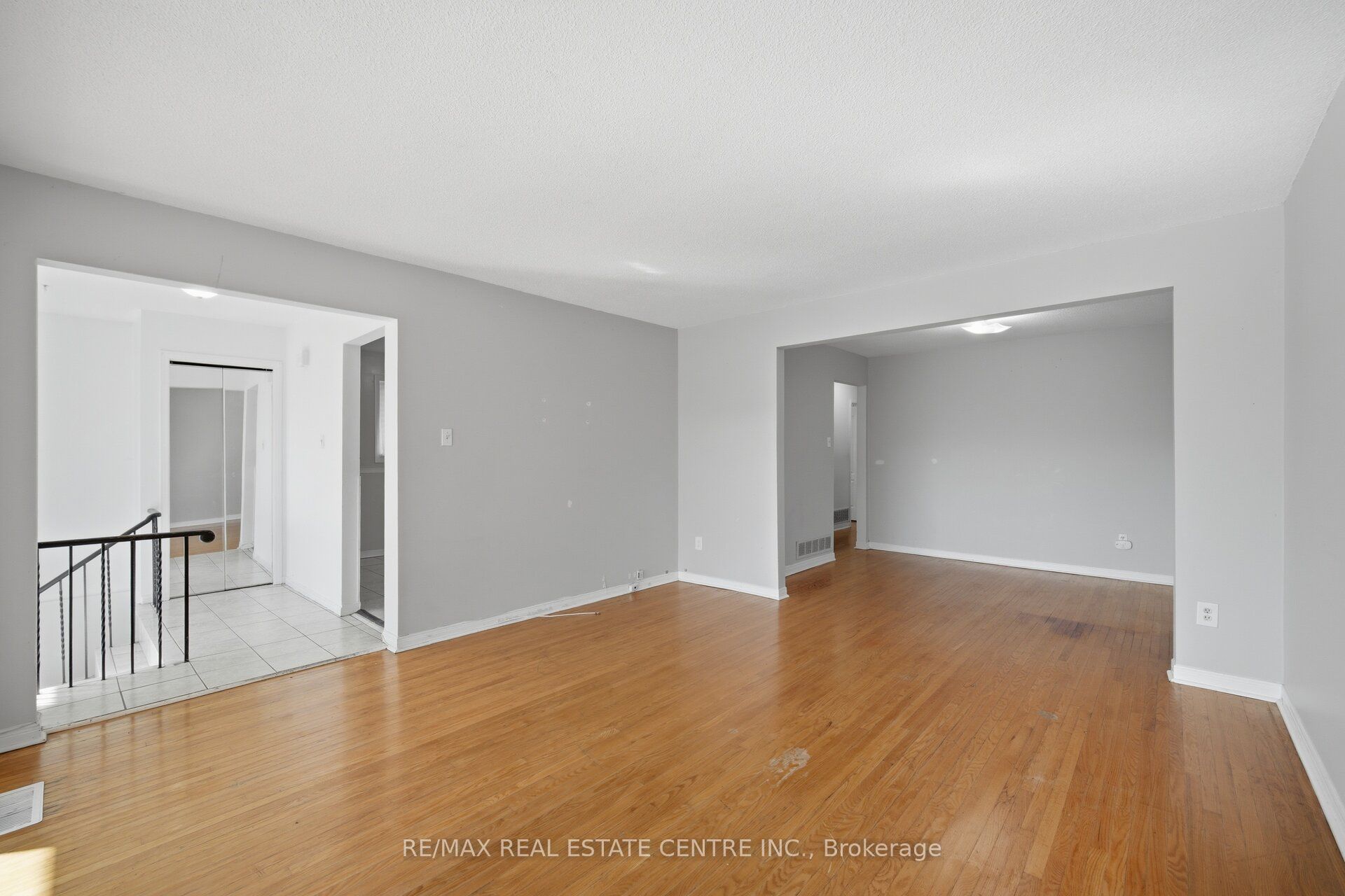 10 Major Oaks Drive Property Photo 12