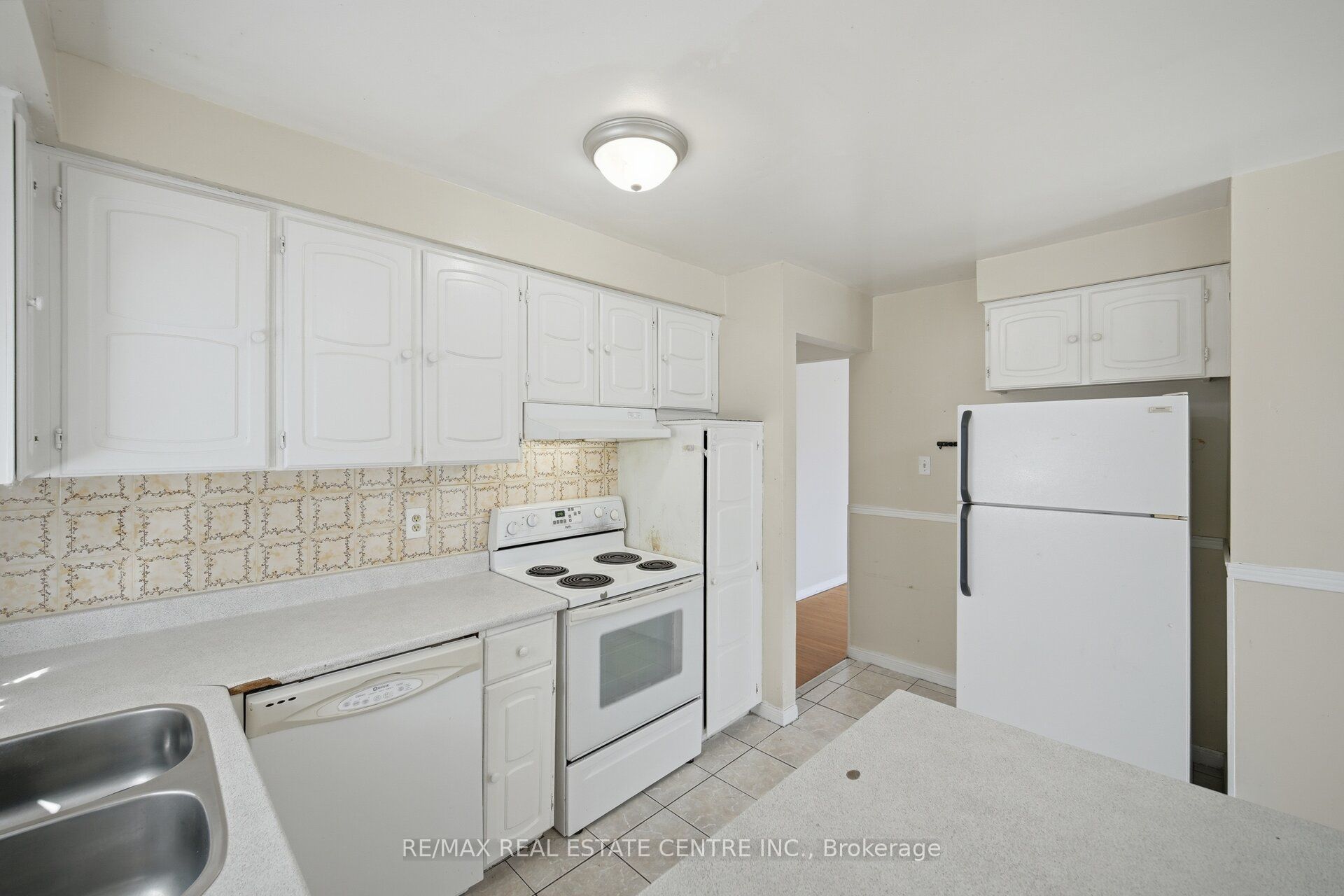 10 Major Oaks Drive Property Photo 20