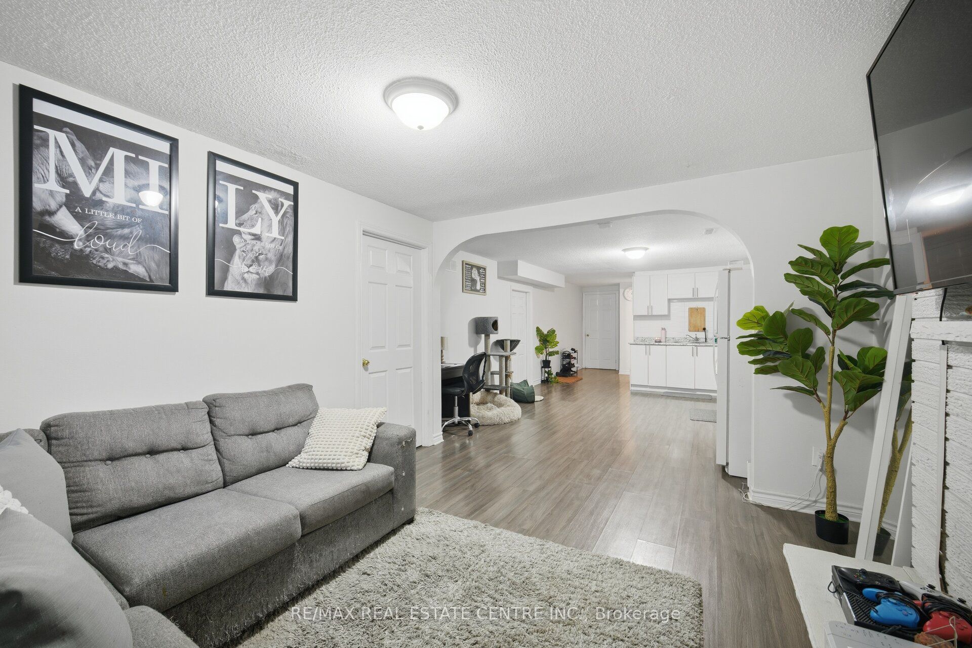 10 Major Oaks Drive Property Photo 32