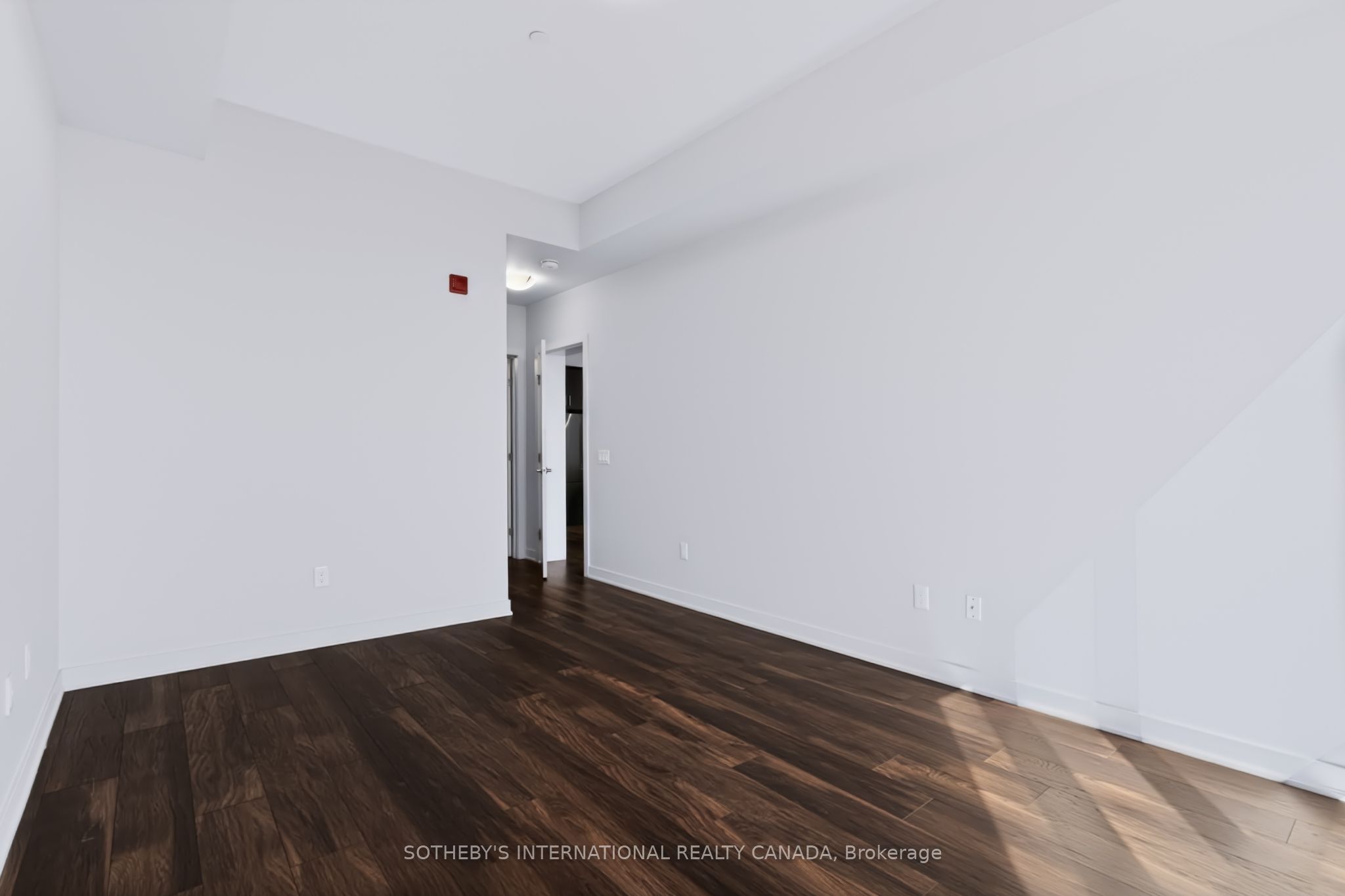 340 Plains Road E 608 Property Photo 25