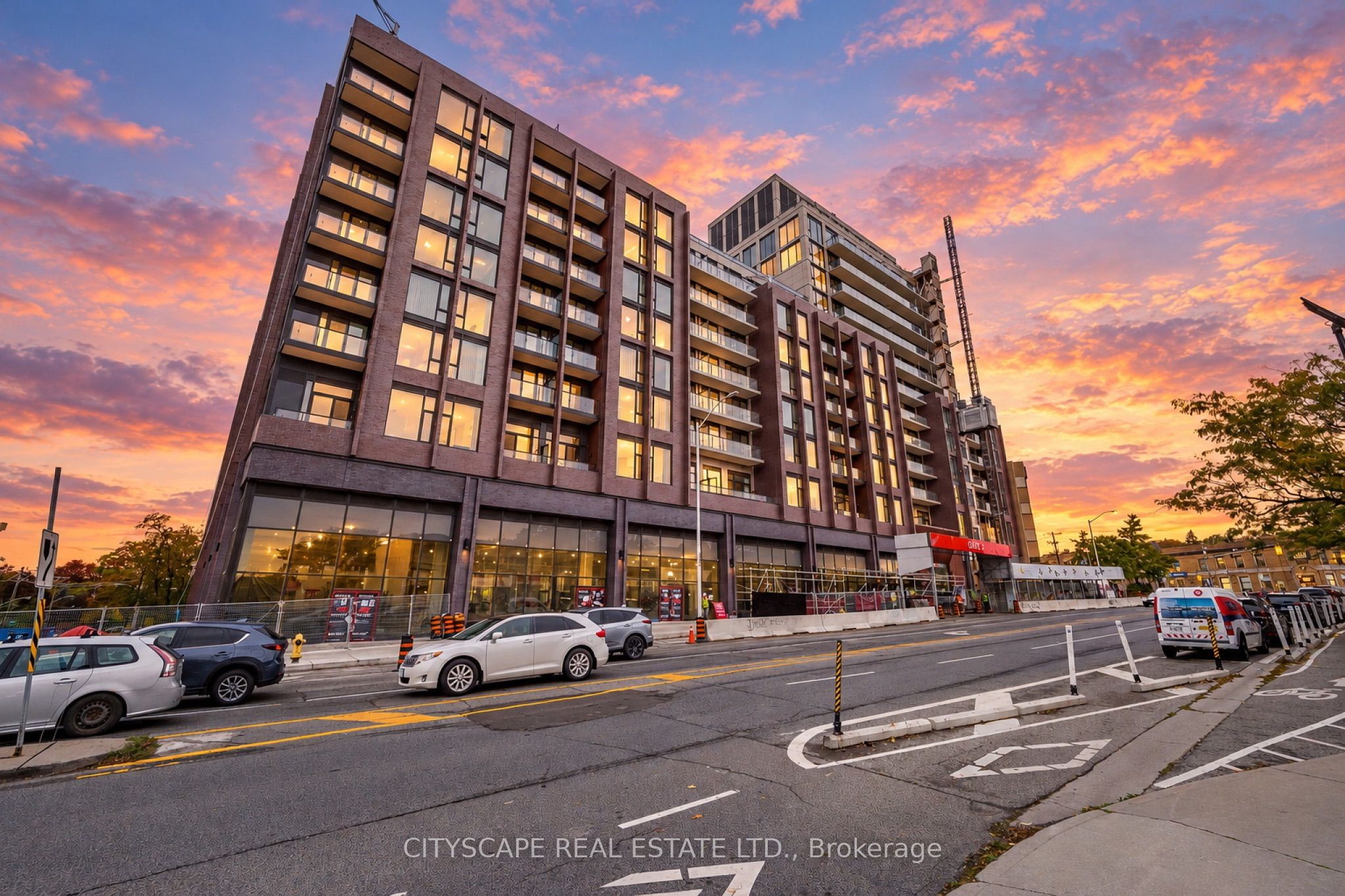 2450 Bloor Street W 316 Property Photo 2