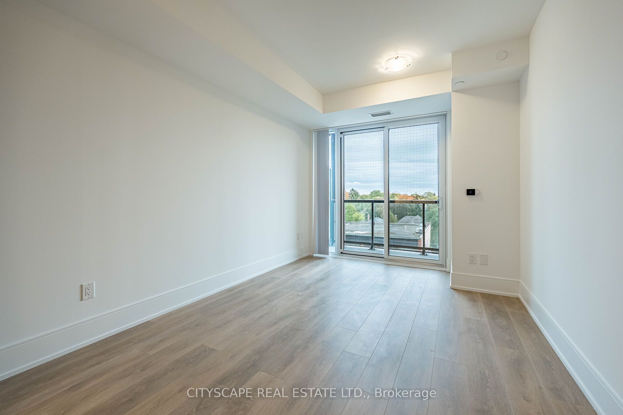 2450 Bloor Street W 316 Property Photo 12