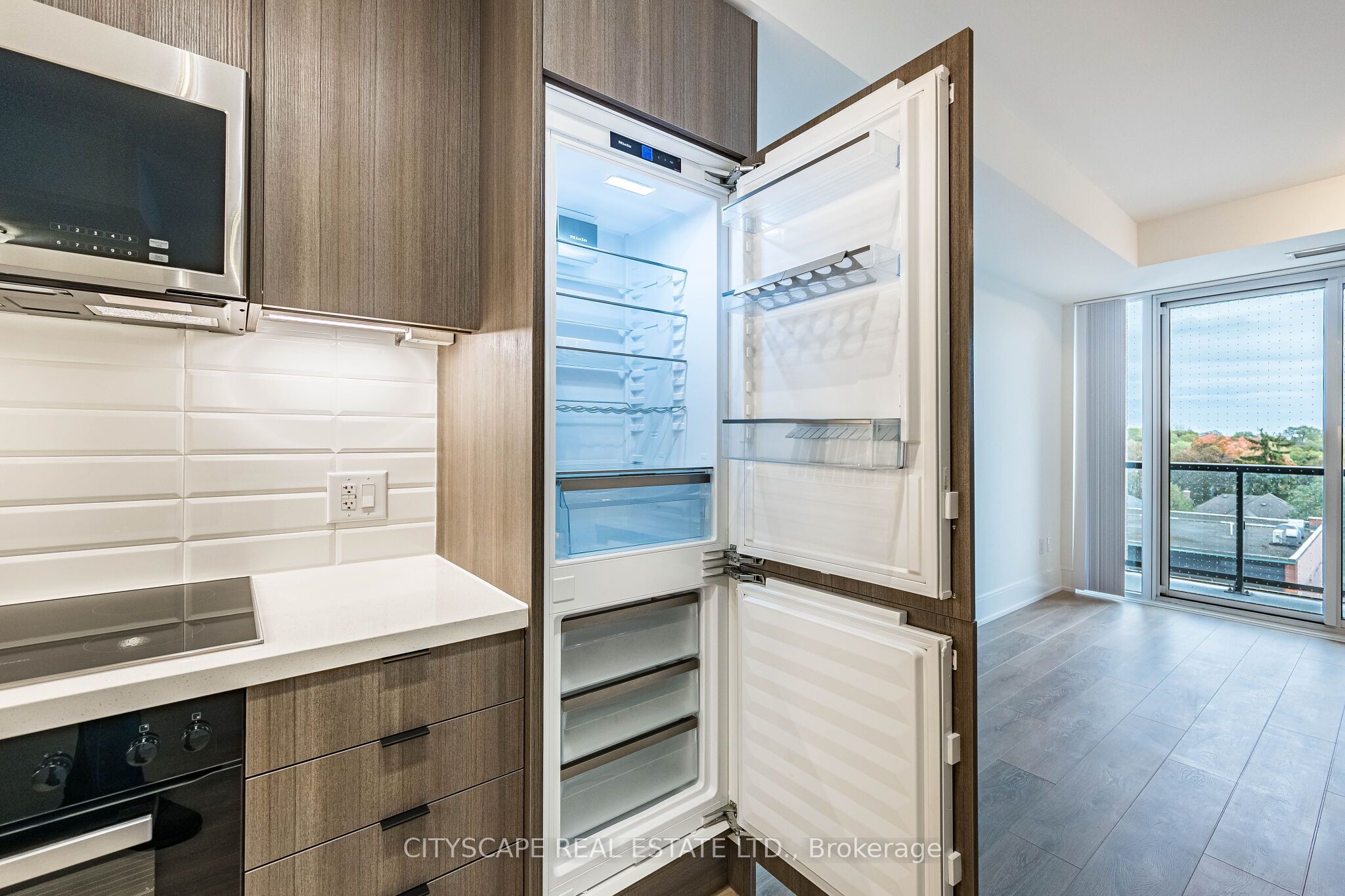 2450 Bloor Street W 316 Property Photo 15