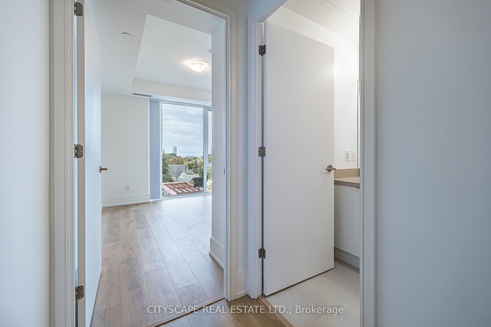 2450 Bloor Street W 316 Property Photo 16