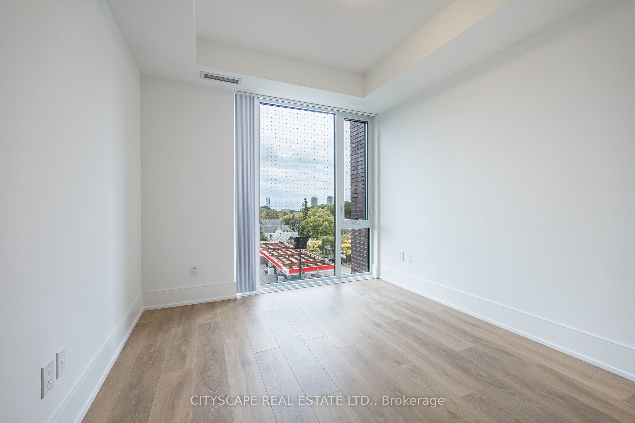 2450 Bloor Street W 316 Property Photo 17