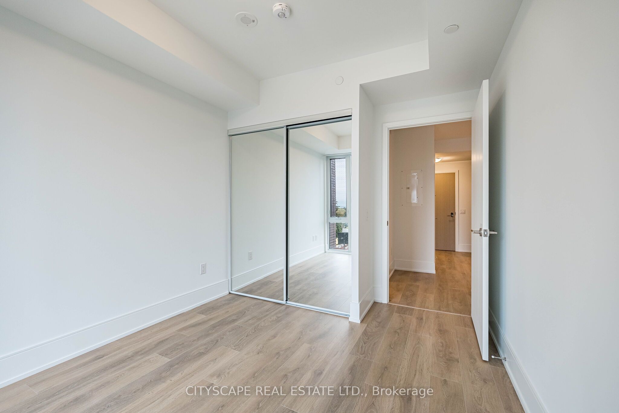 2450 Bloor Street W 316 Property Photo 18
