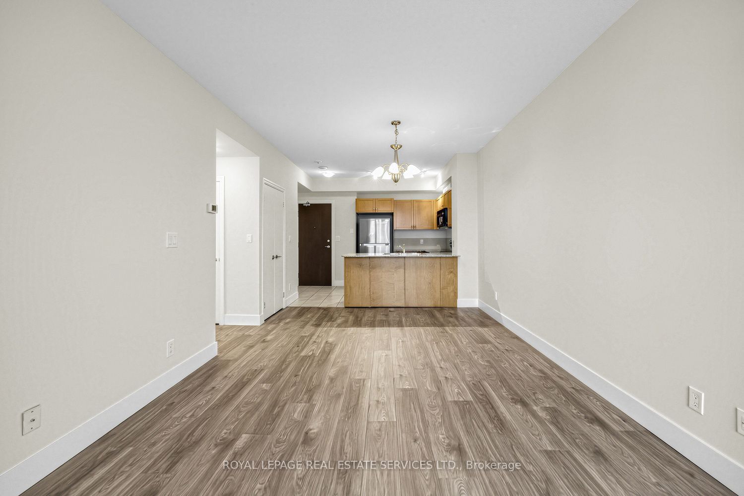 1359 Rathburn Road E 1704 Property Photo 15