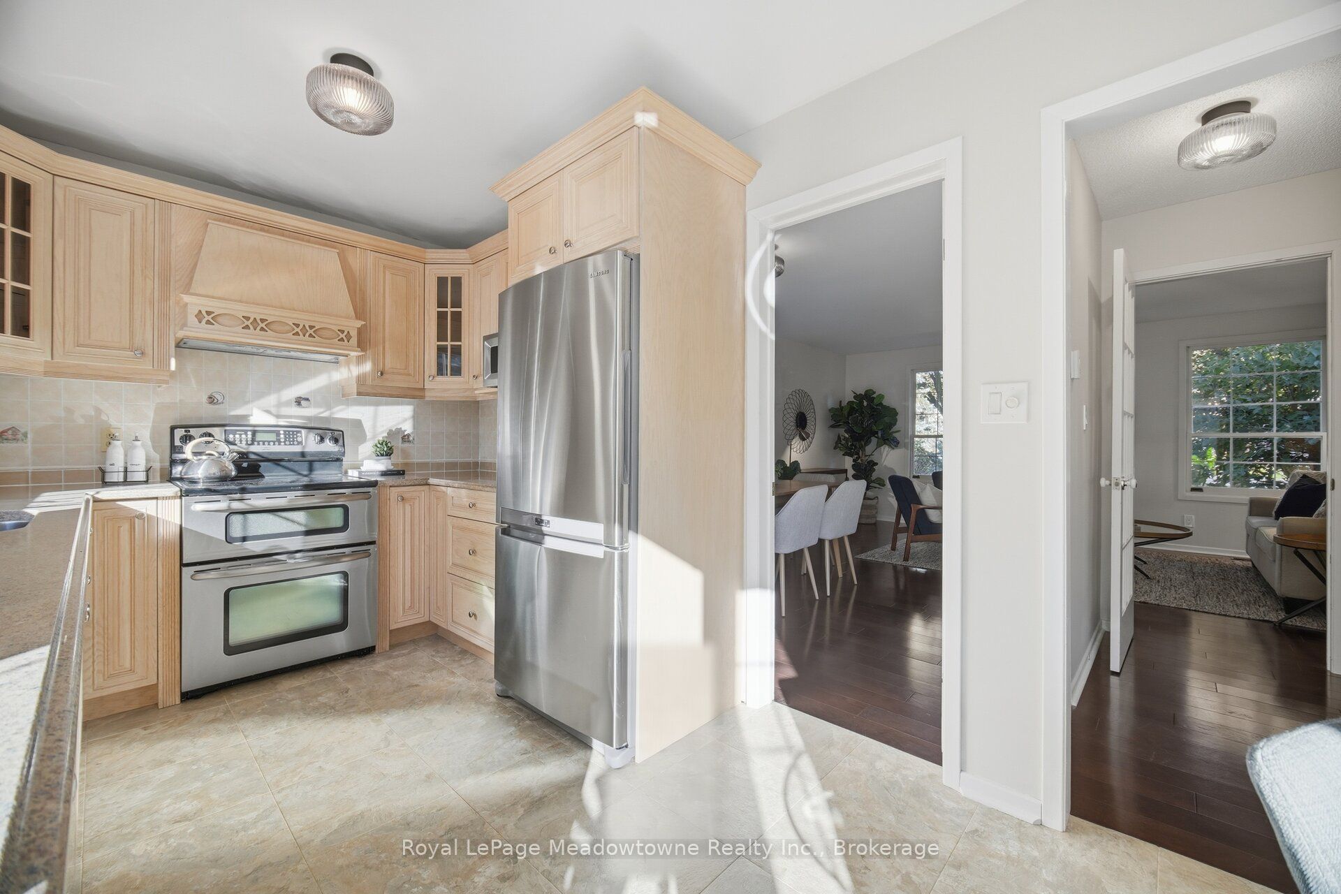 322 Kingsway Place Property Photo 17