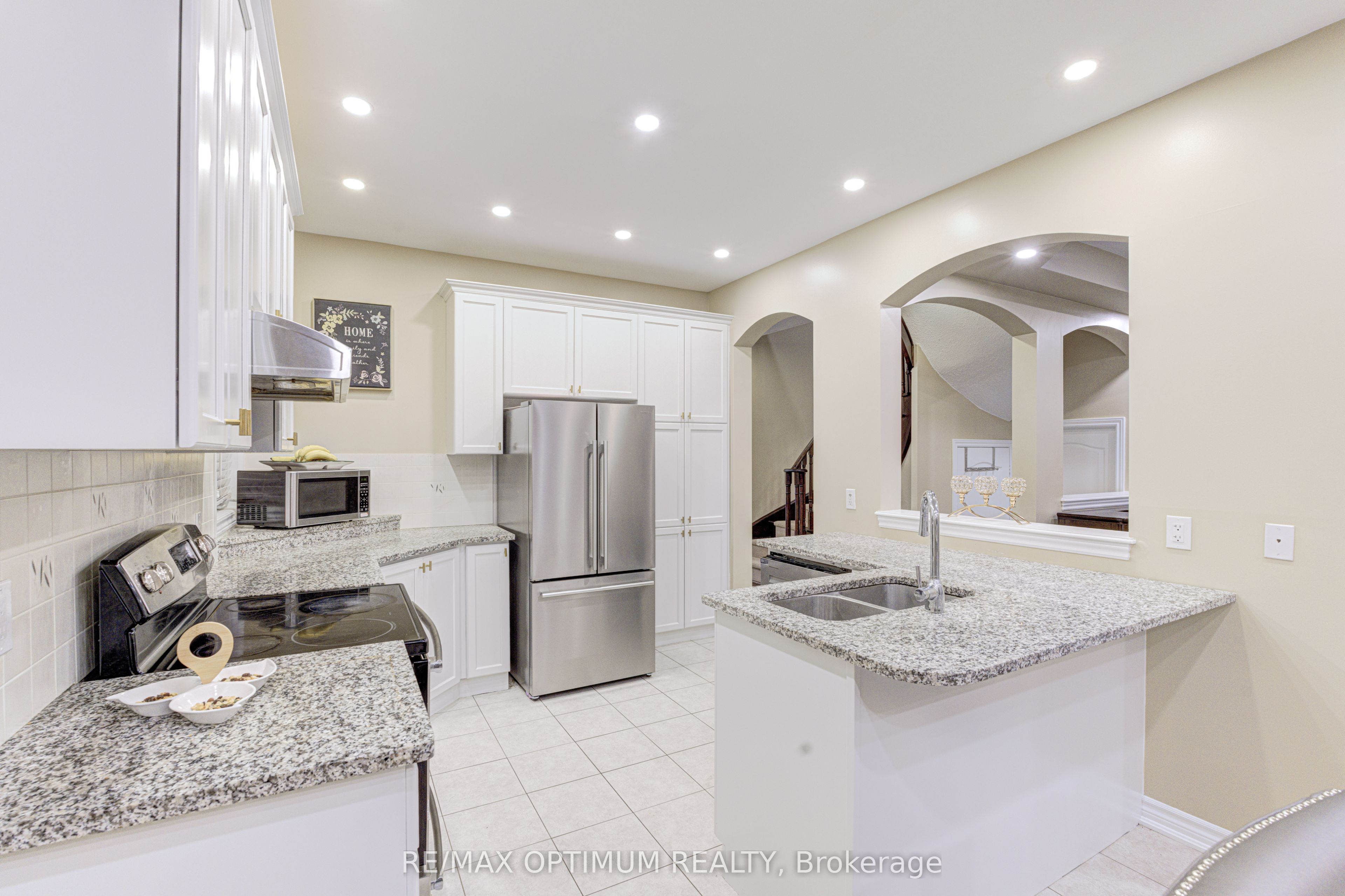 17 Elmcrest Drive Property Photo 18