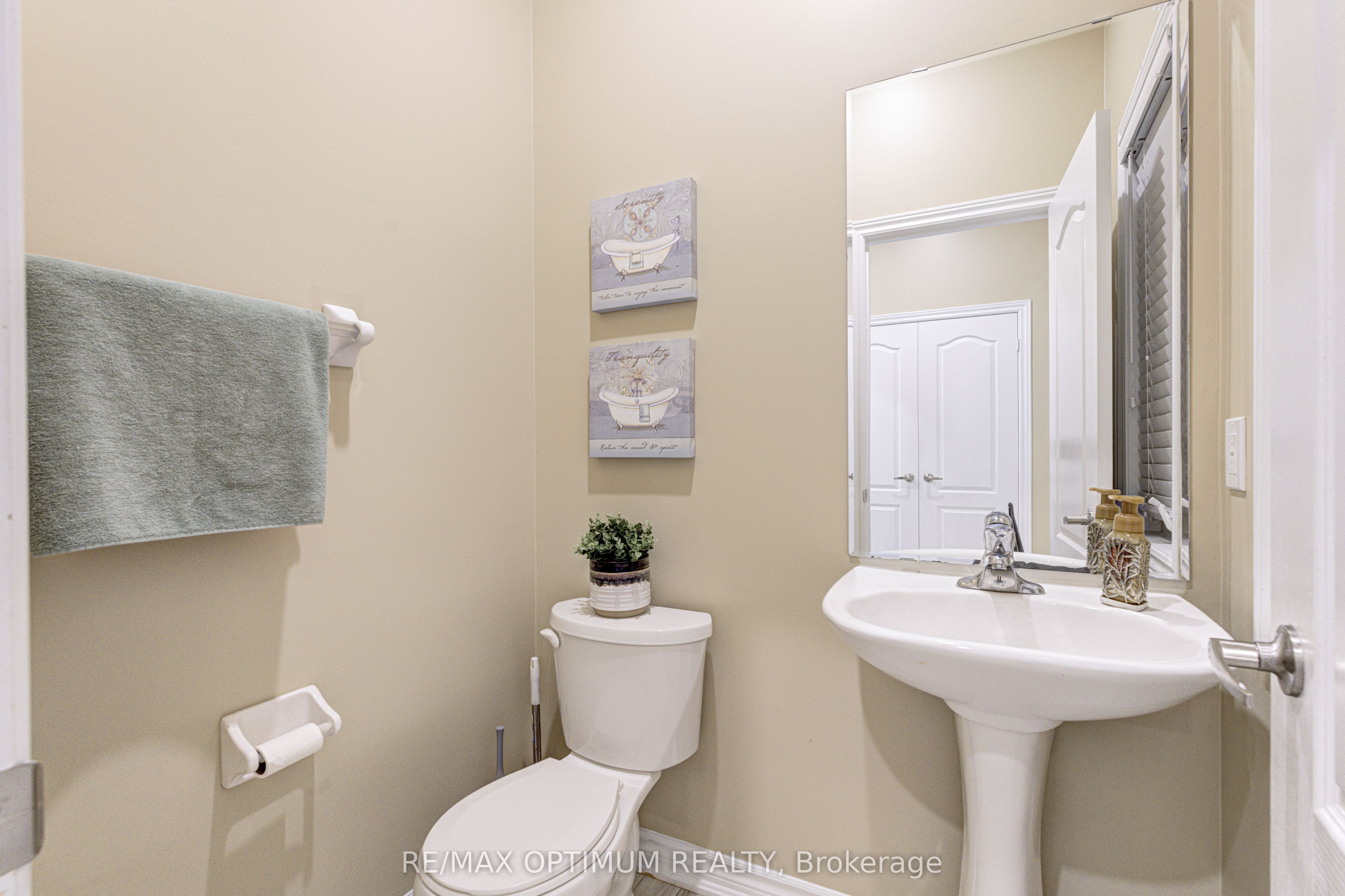 17 Elmcrest Drive Property Photo 22