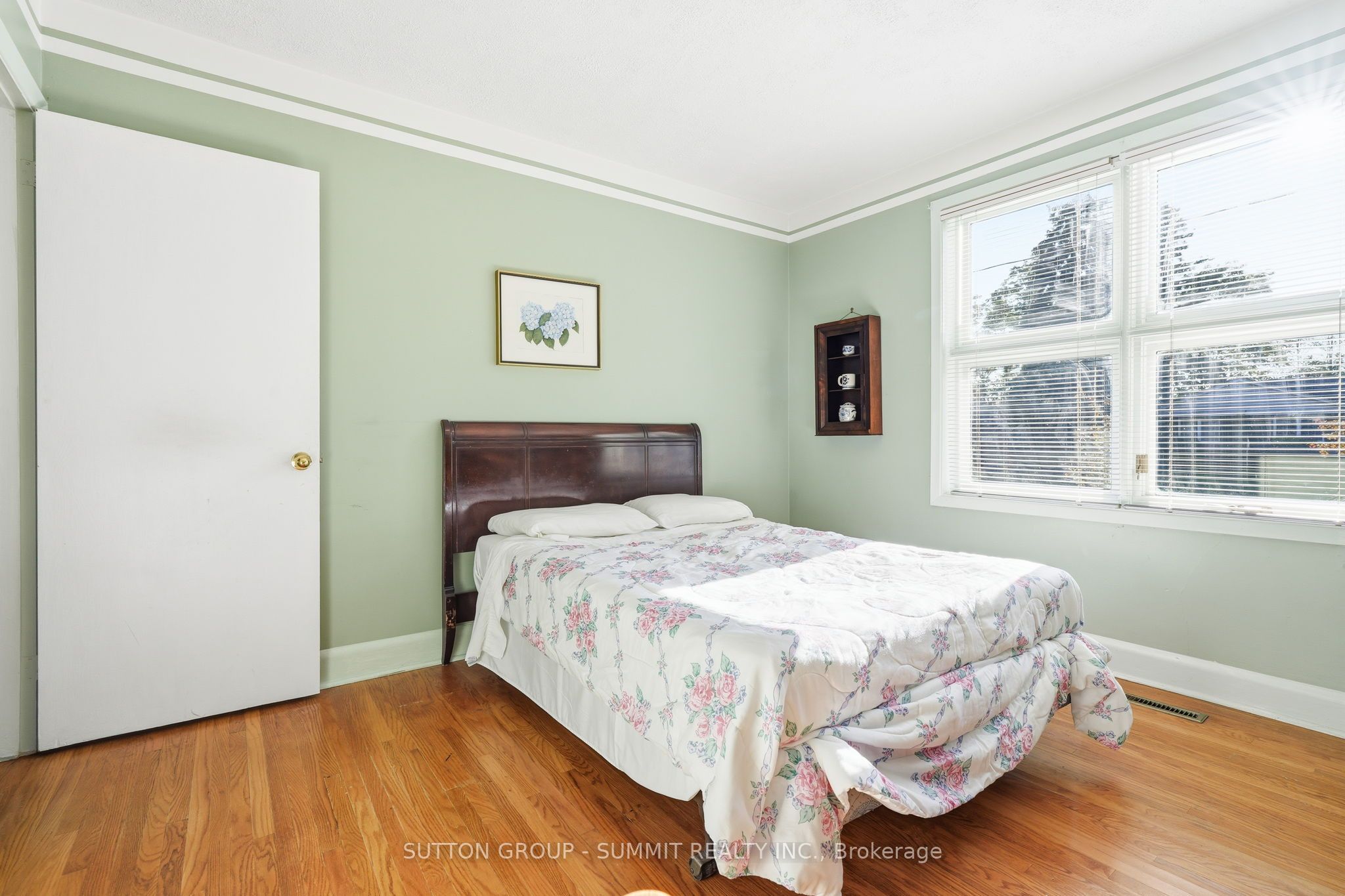 2117 Maplewood Drive Property Photo 17