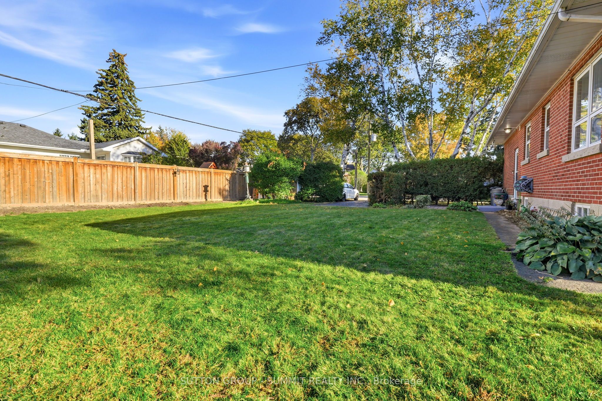 2117 Maplewood Drive Property Photo 32