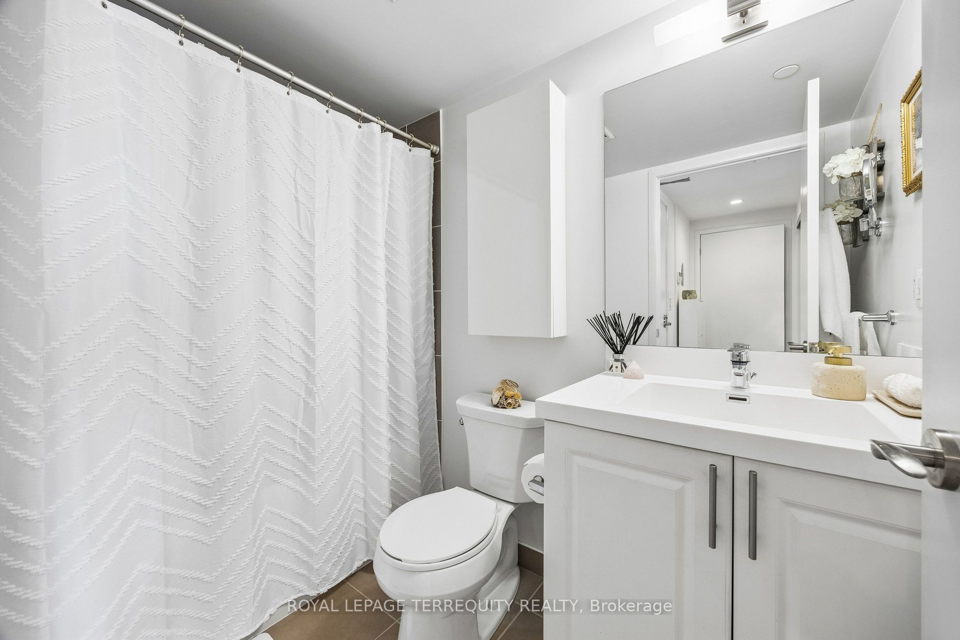 3091 Dufferin Street 524 Property Photo 19