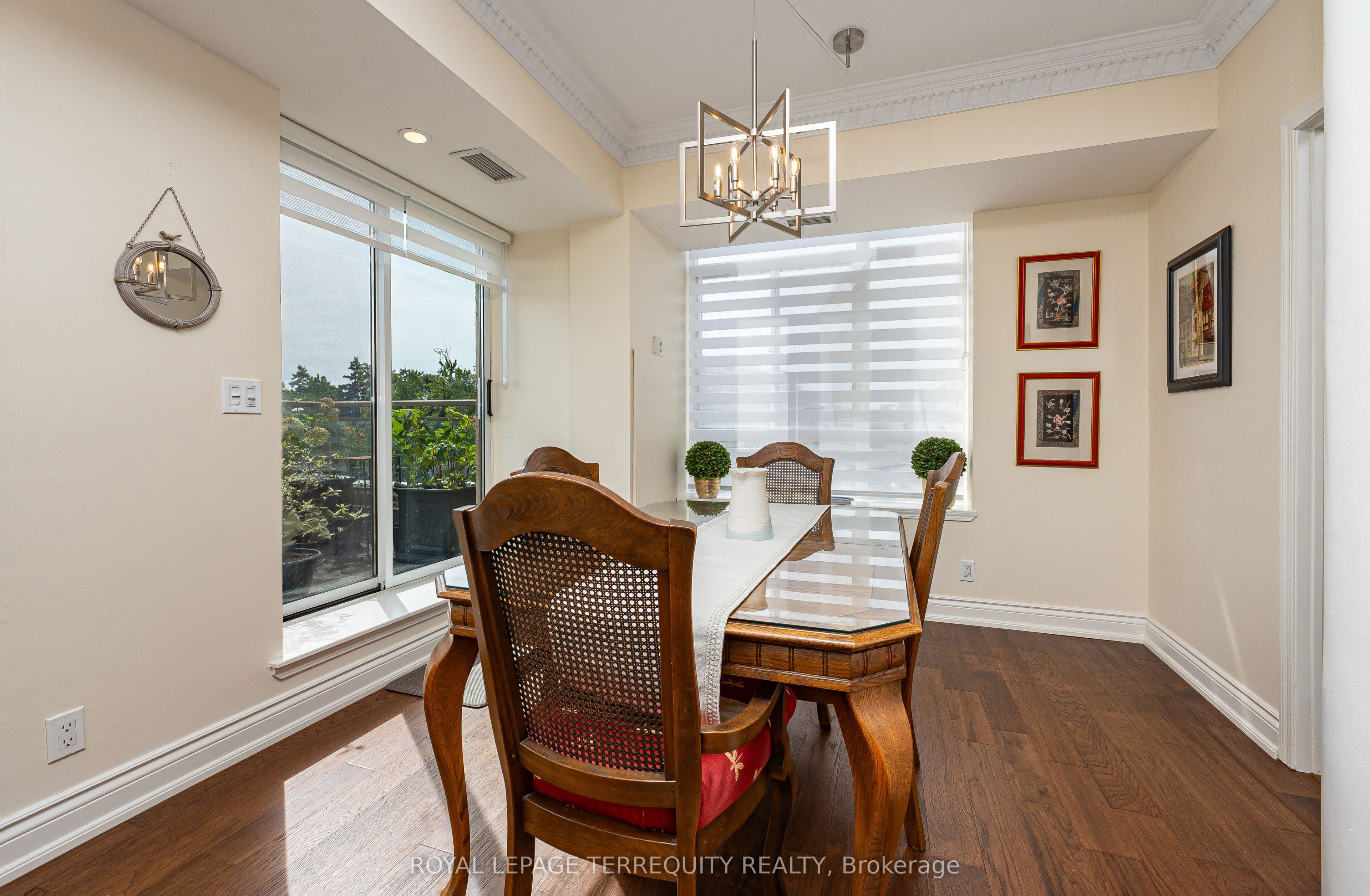 935 Royal York Road 407 Property Photo 10