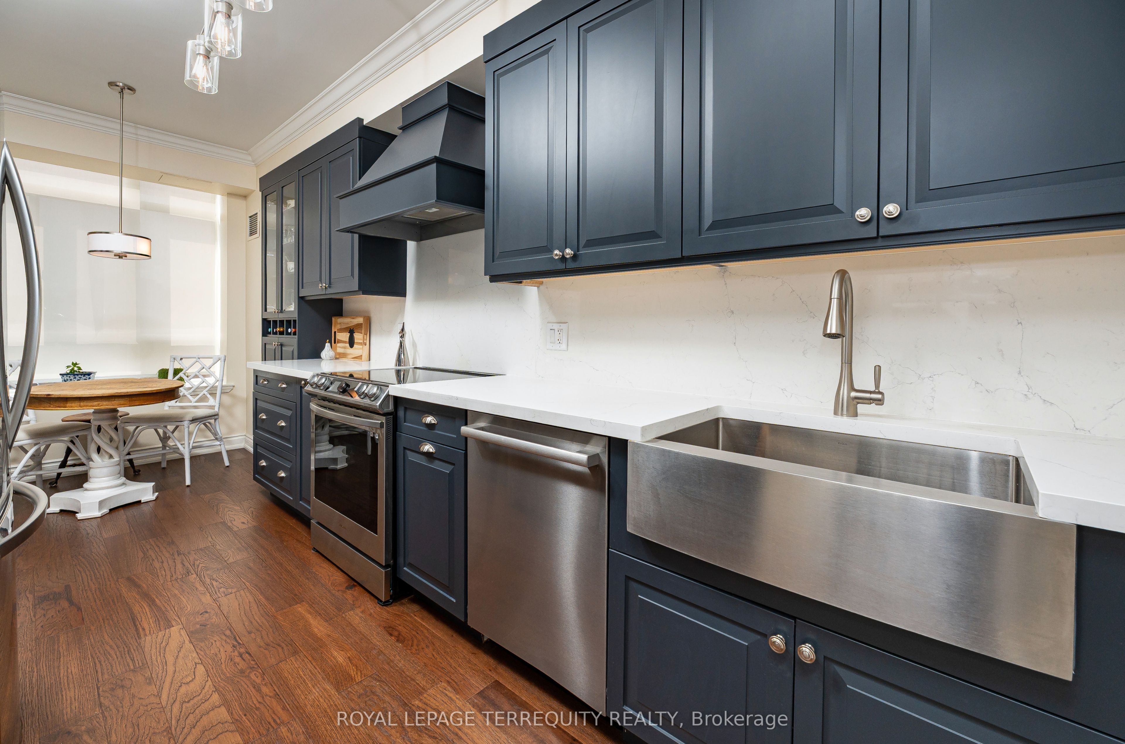 935 Royal York Road 407 Property Photo 15