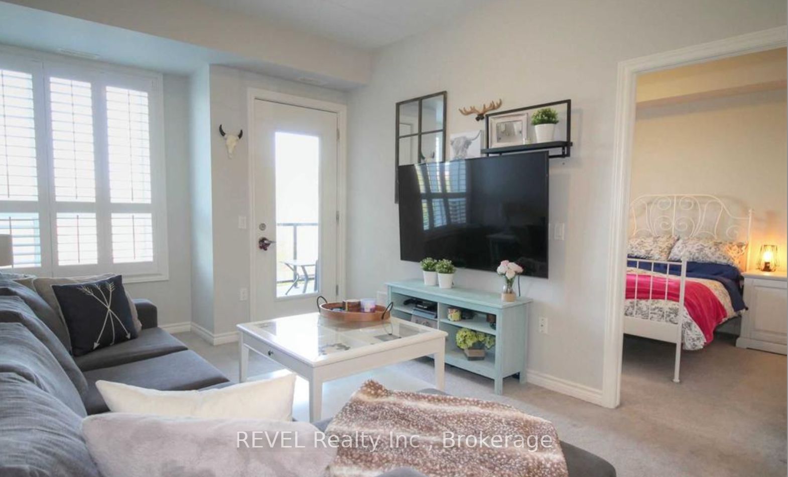 630 Sauve Street 111 Property Photo 6